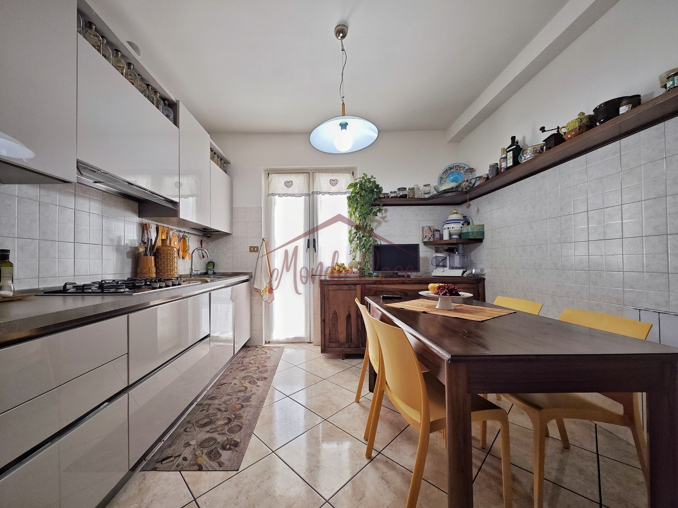 Casa indipendente con giardino, Fosdinovo caniparola