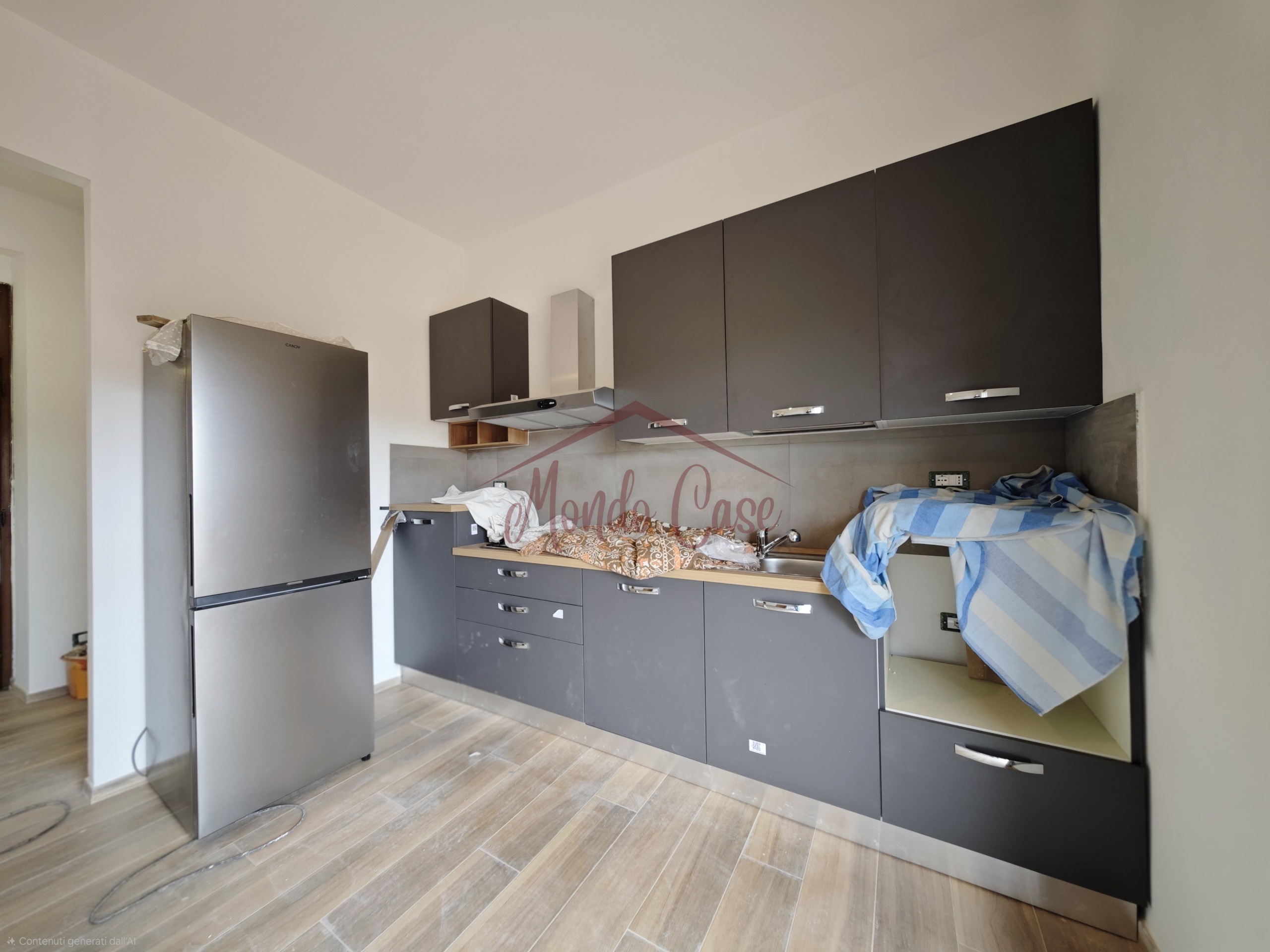Casa indipendente con giardino a Sarzana