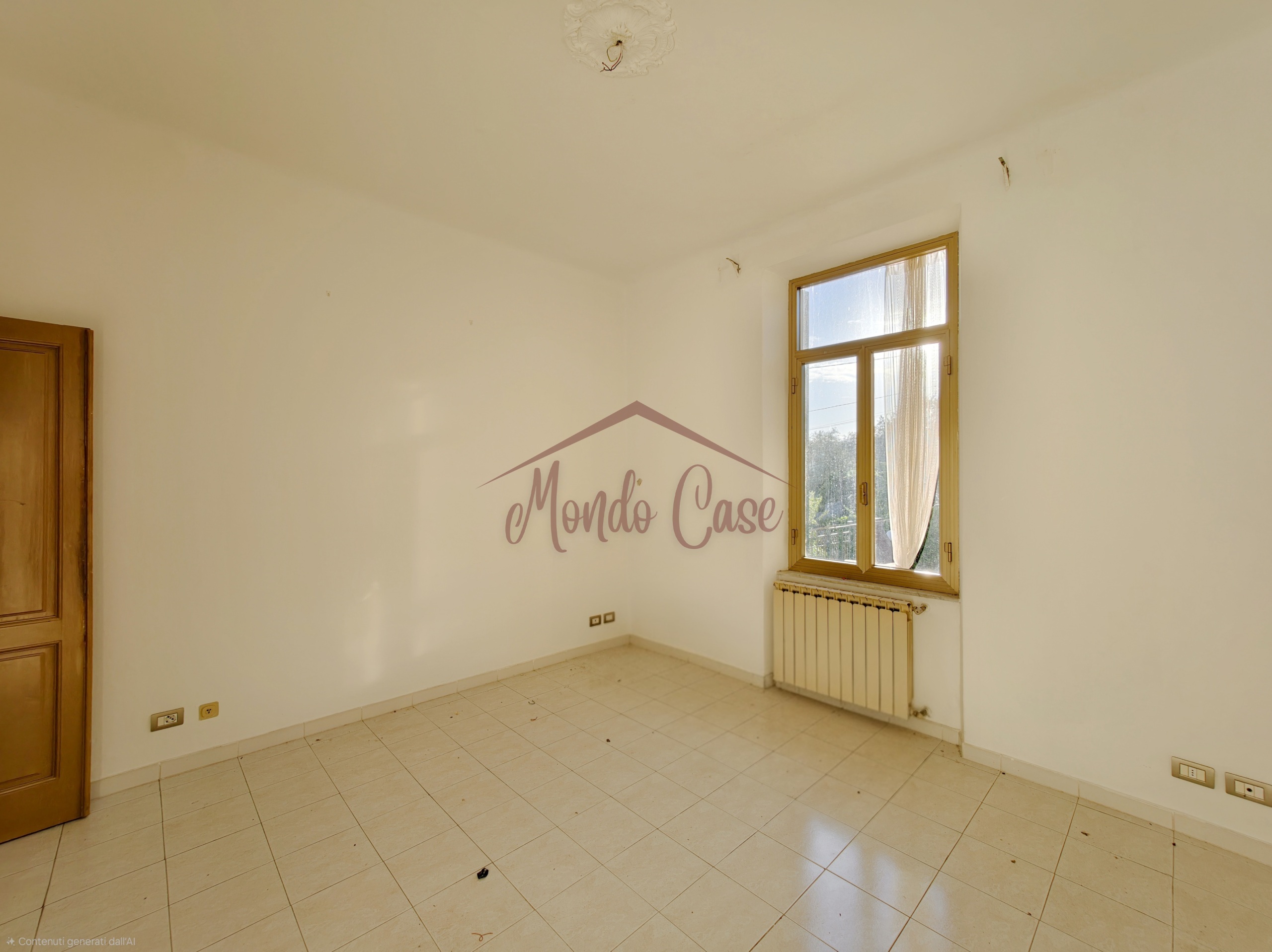 Casa indipendente con giardino in via circonvallazione 2, Aulla