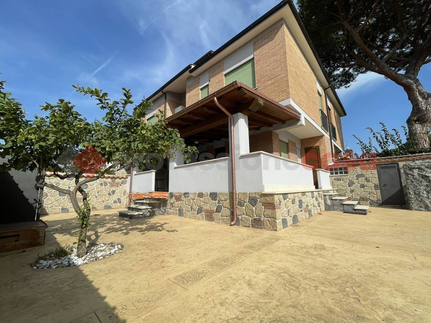Villa Bifamiliare in vendita a Terracina
