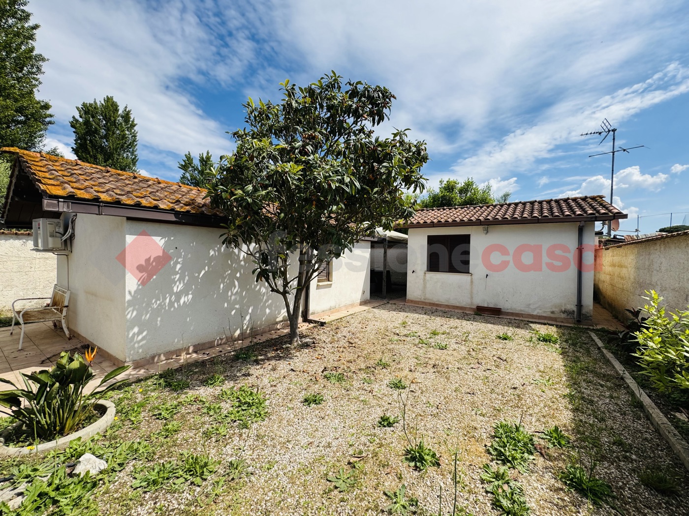 Casa indipendente con giardino a Terracina