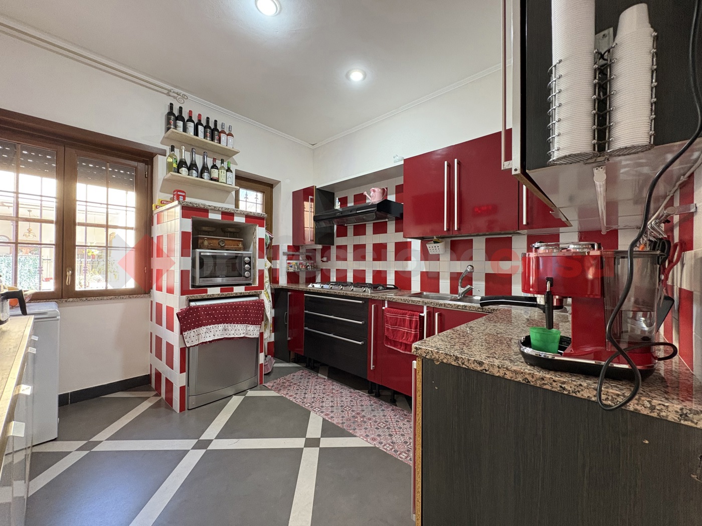 Casa indipendente in vendita a Terracina