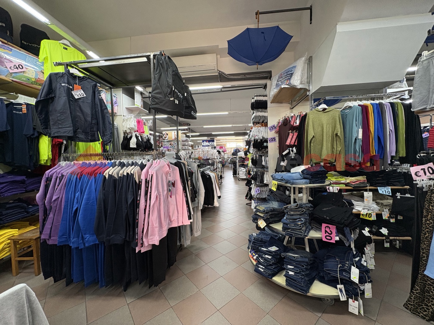 Negozio in vendita a Terracina