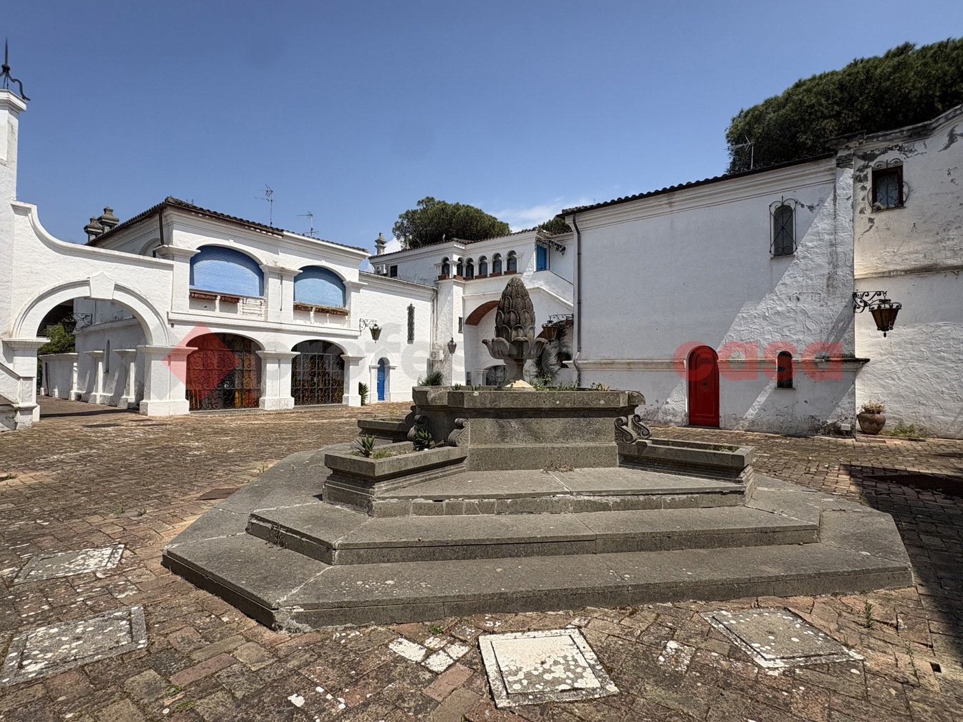 Villa con giardino a Terracina