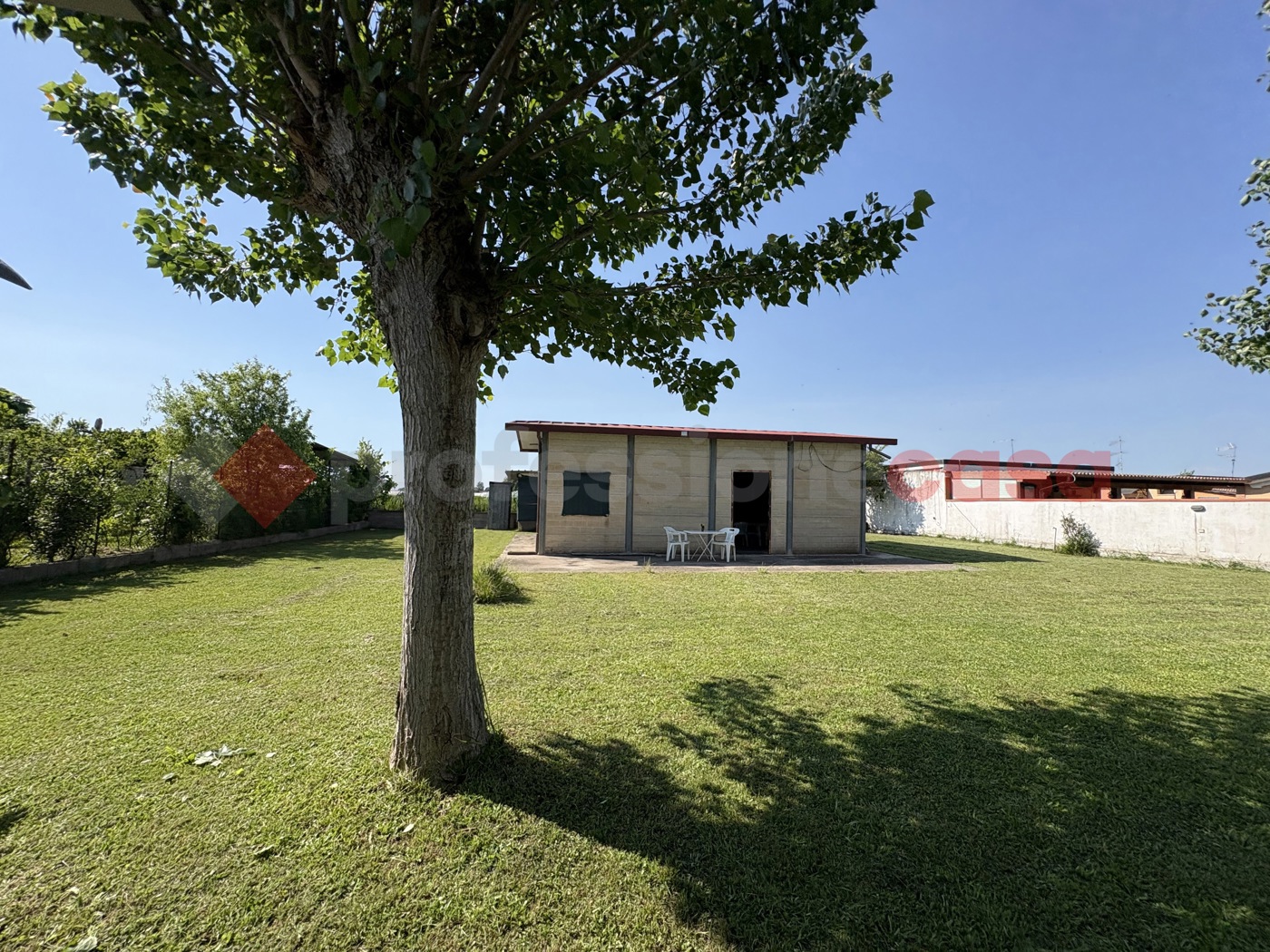 Casa indipendente con box doppio a Terracina