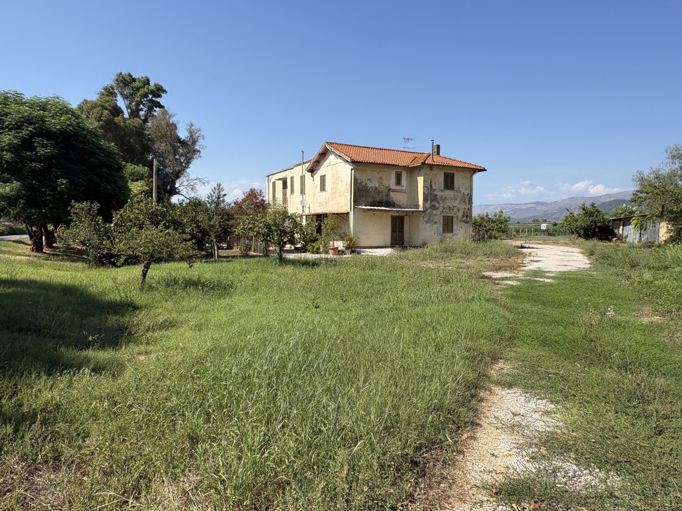Quadrilocale da ristrutturare a Terracina