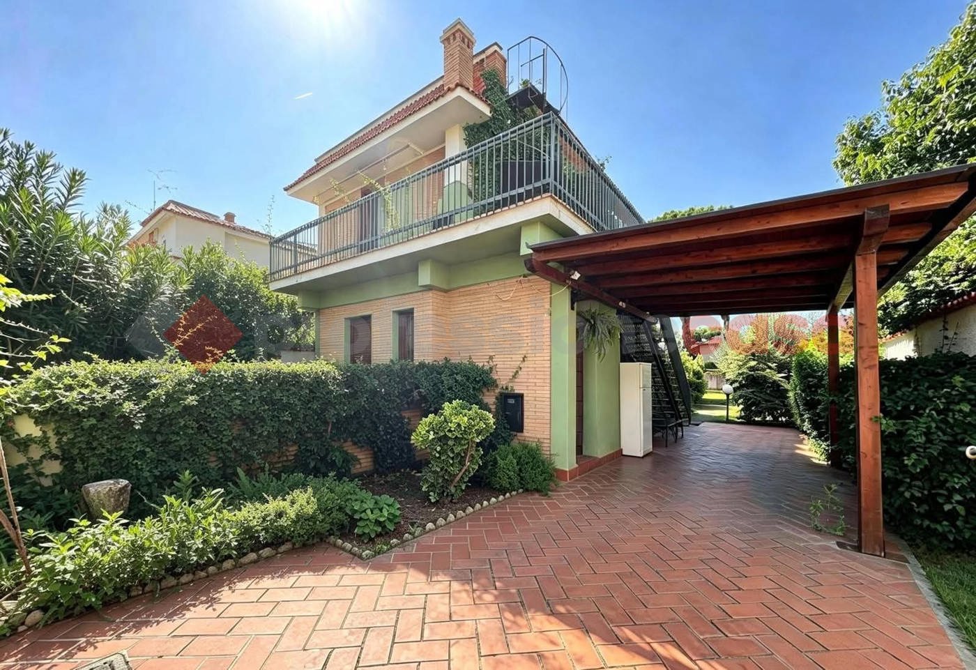Villa Bifamiliare vista mare a Terracina