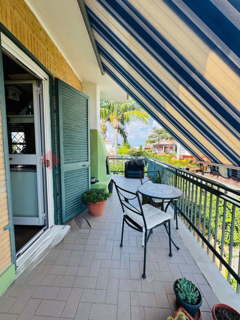 Villa Bifamiliare vista mare a Terracina