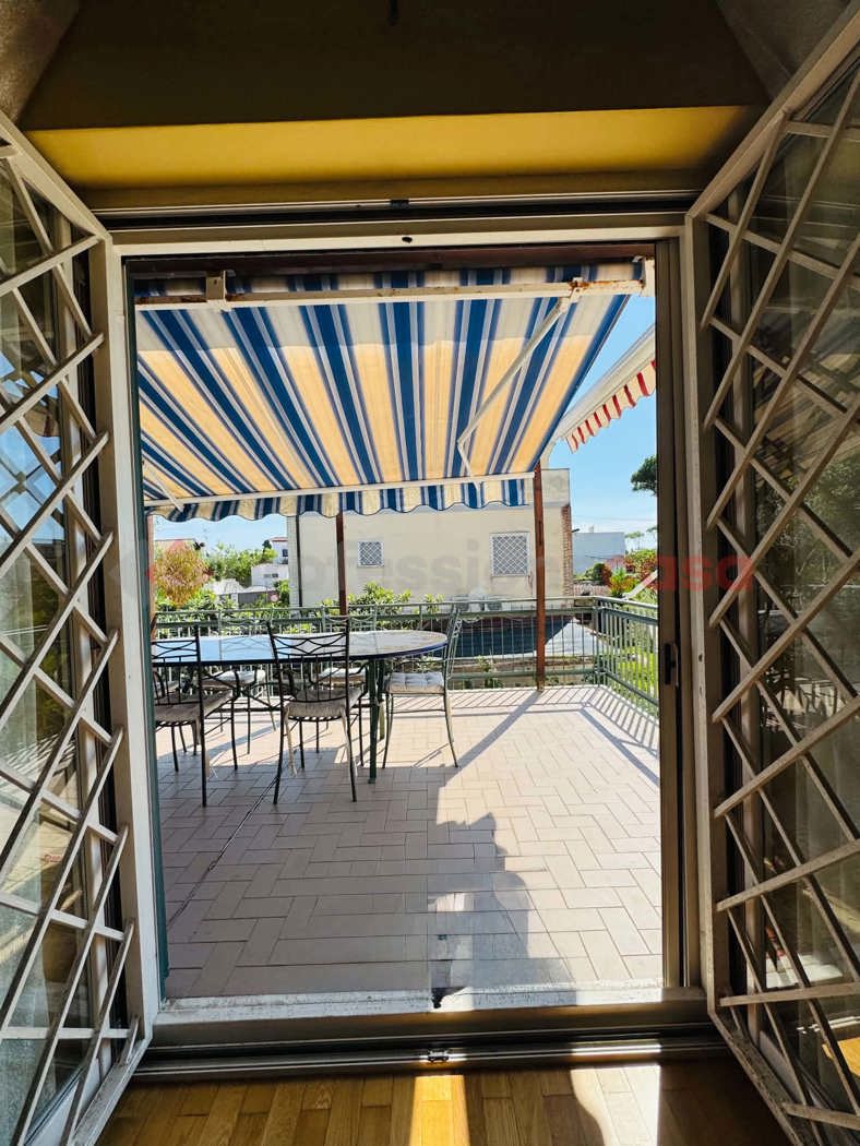 Villa Bifamiliare vista mare a Terracina