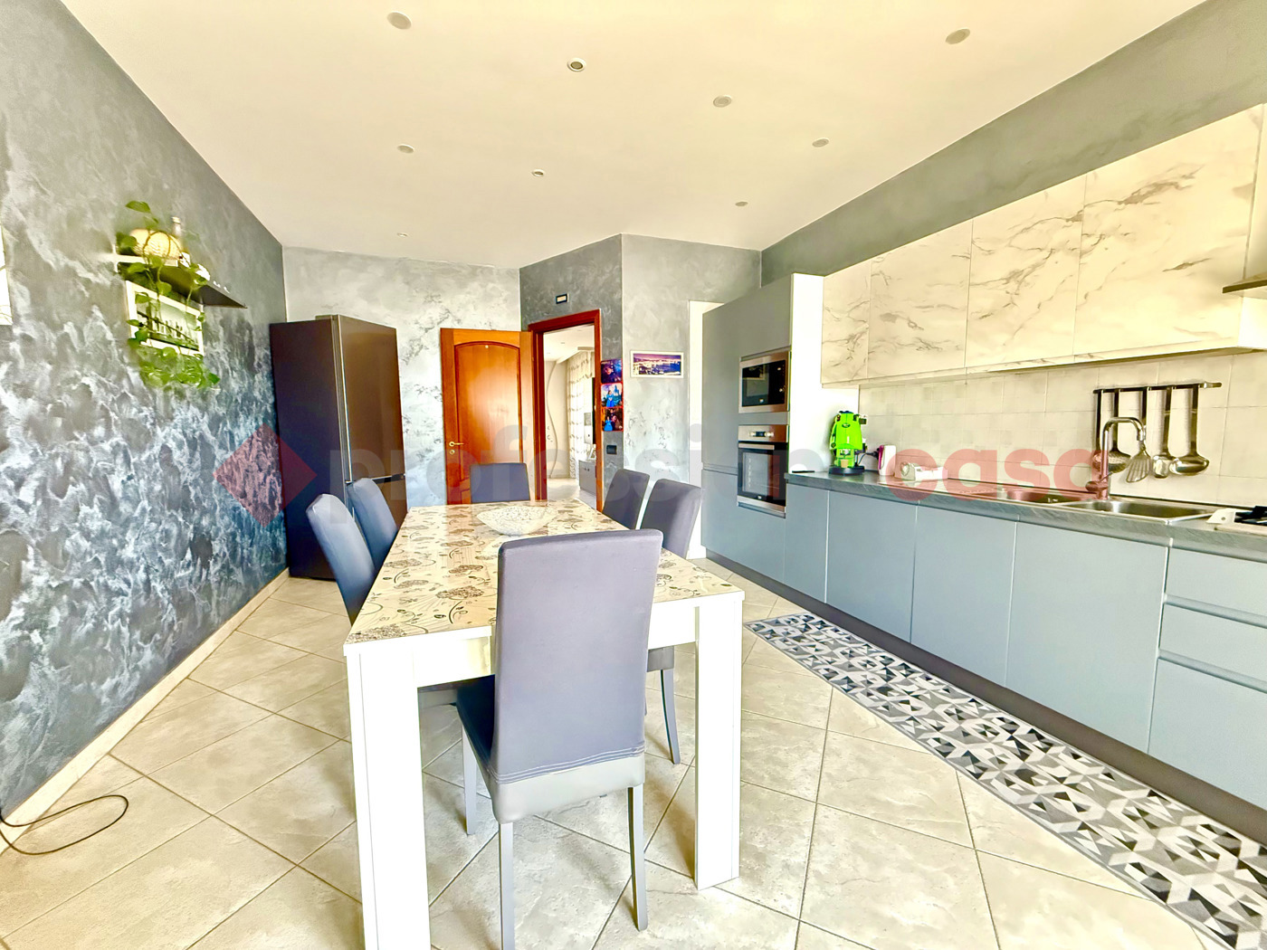 Quadrilocale con box a Acerra