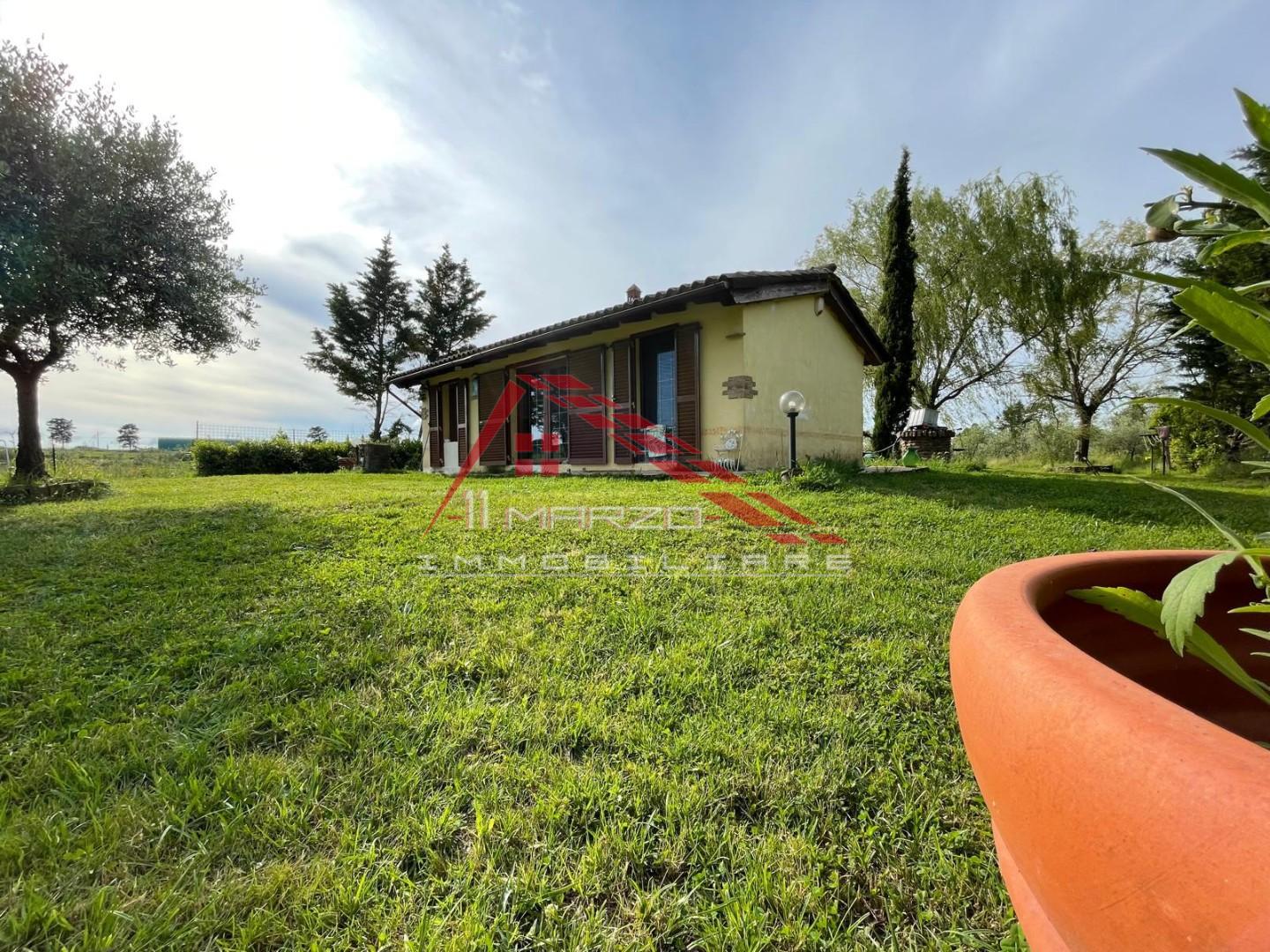 Casa indipendente con giardino a Collesalvetti