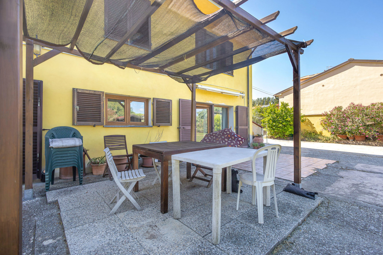 Casa indipendente con giardino, Pisa putignano no