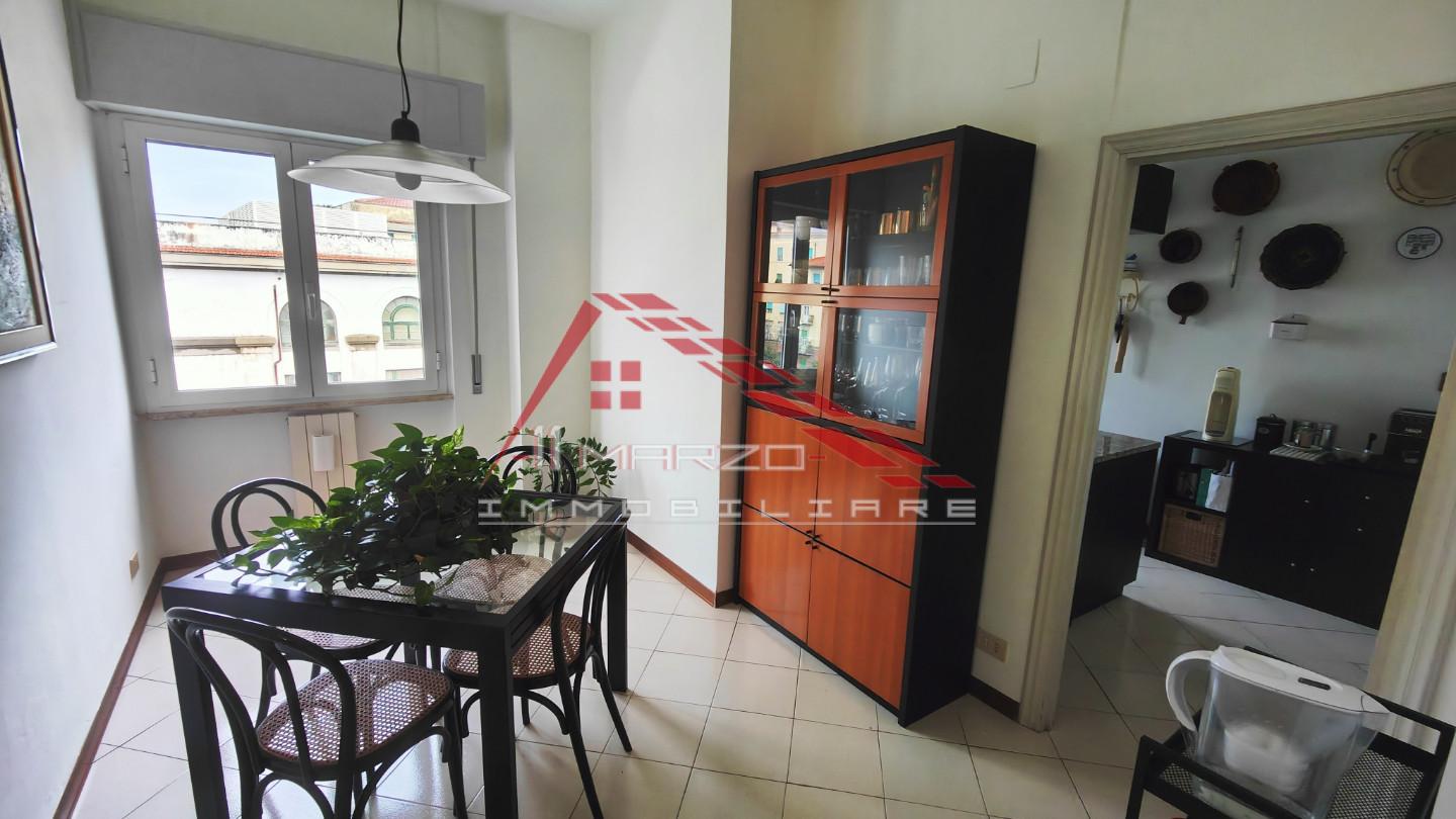 Attico con terrazzo, Pisa santa maria