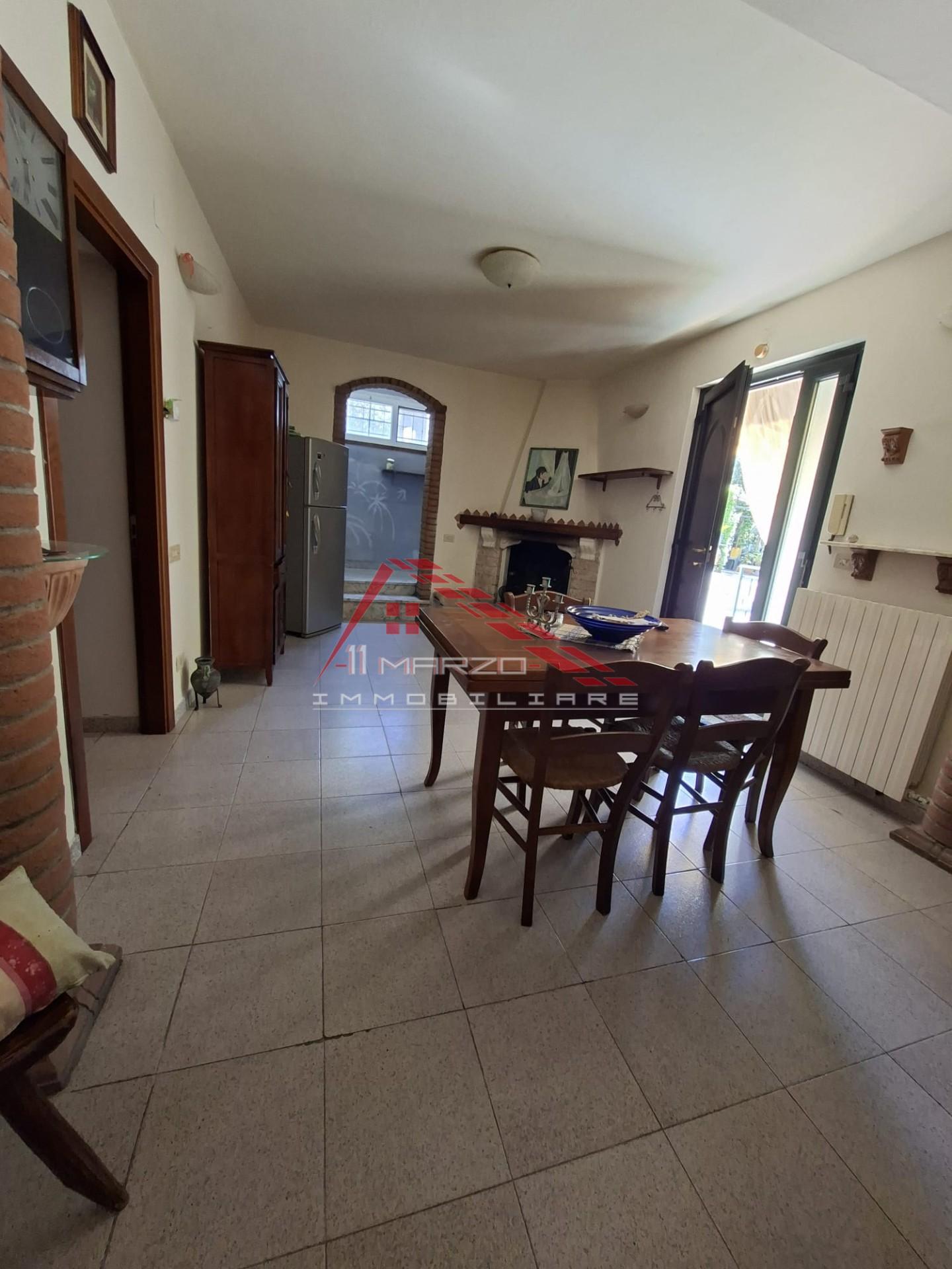 Quadrilocale in vendita a Massa