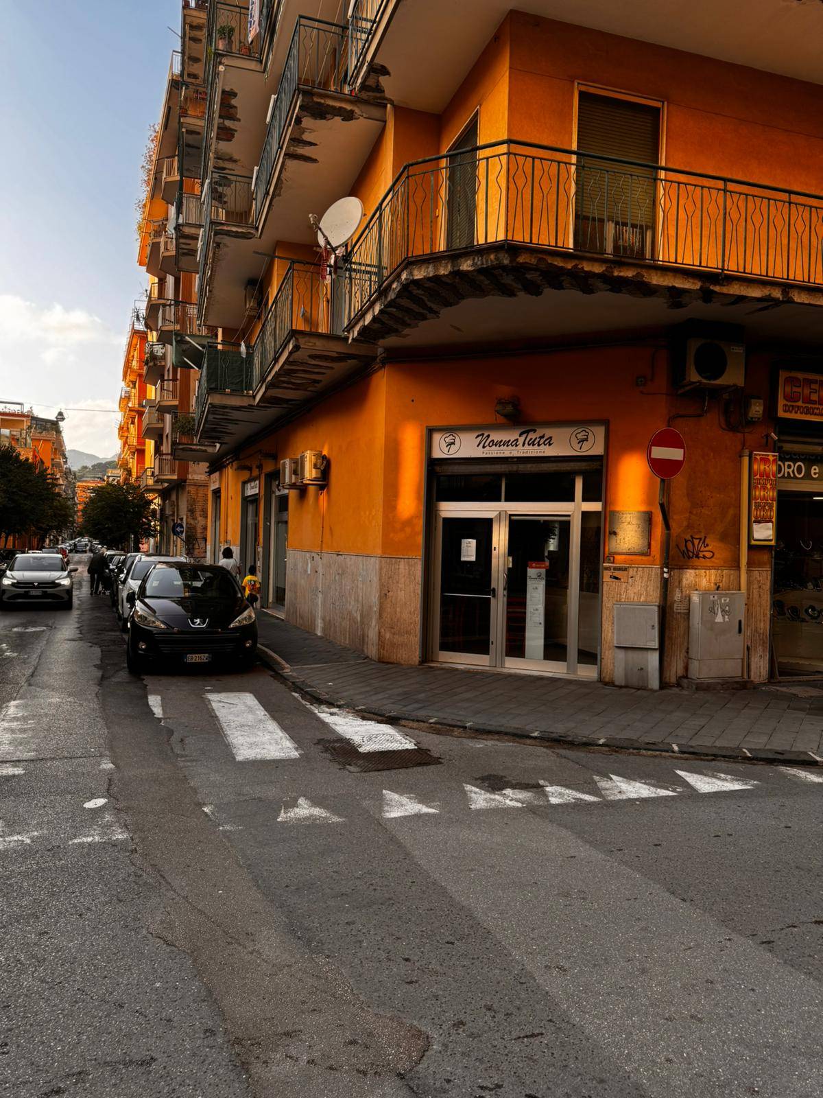 Locale commerciale in affitto, Salerno torrione