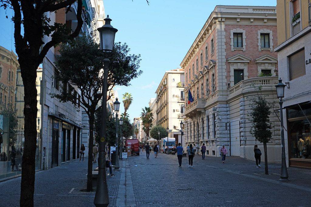 Appartamento in vendita a Salerno, Centro