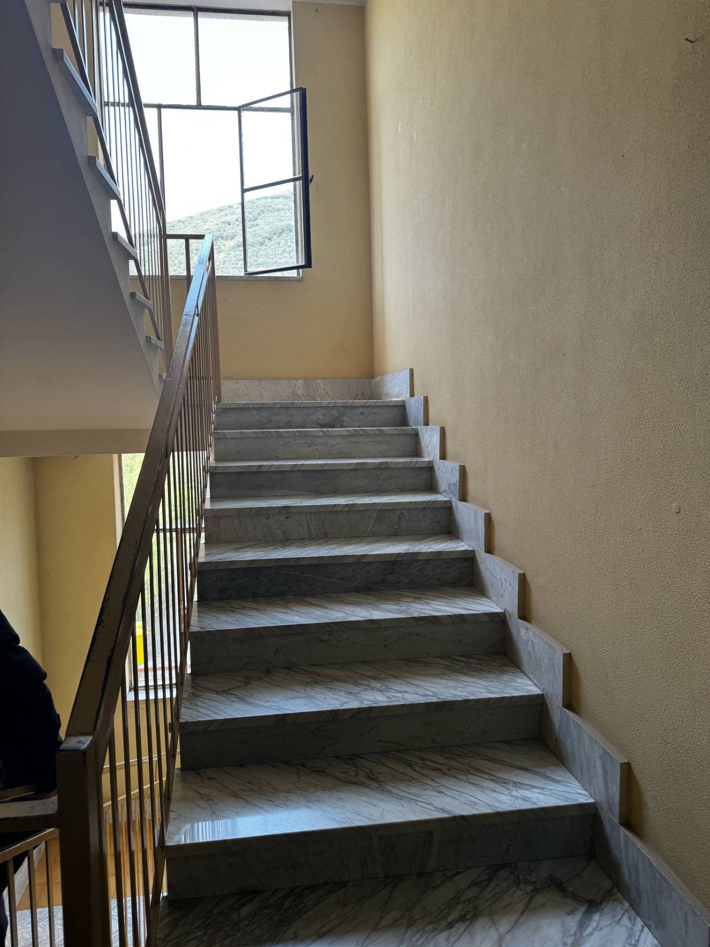 Appartamento in vendita a Giffoni Sei Casali