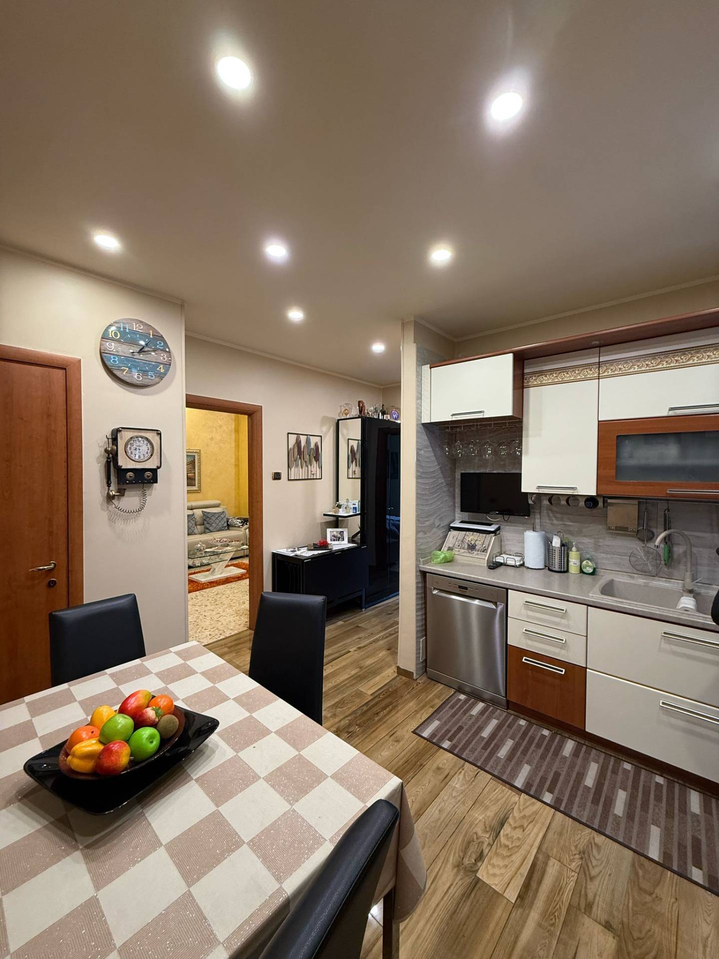 Appartamento in vendita a Salerno, Carmine