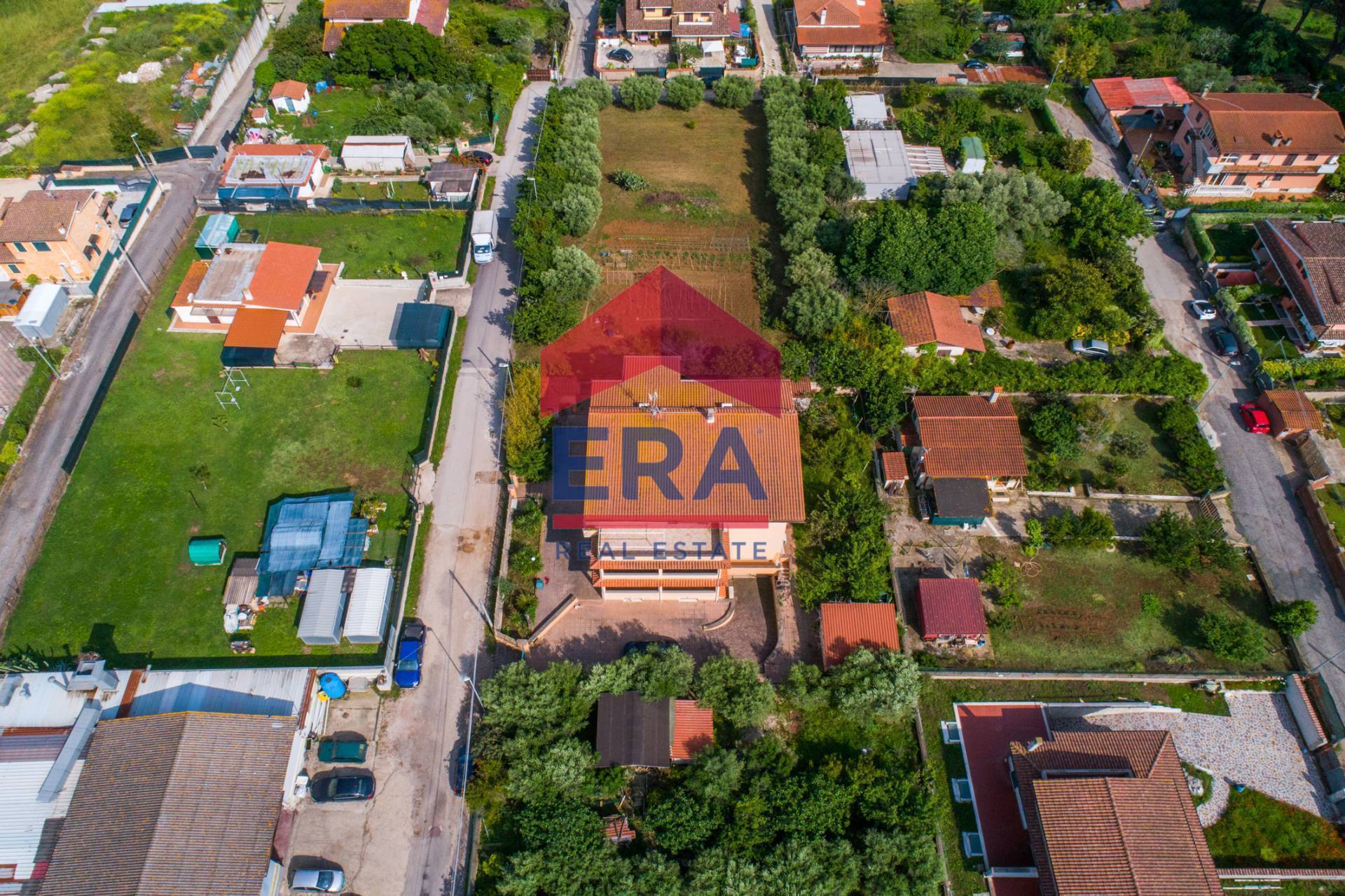 Terreno Edificabile in vendita a Pomezia, Castagnetta