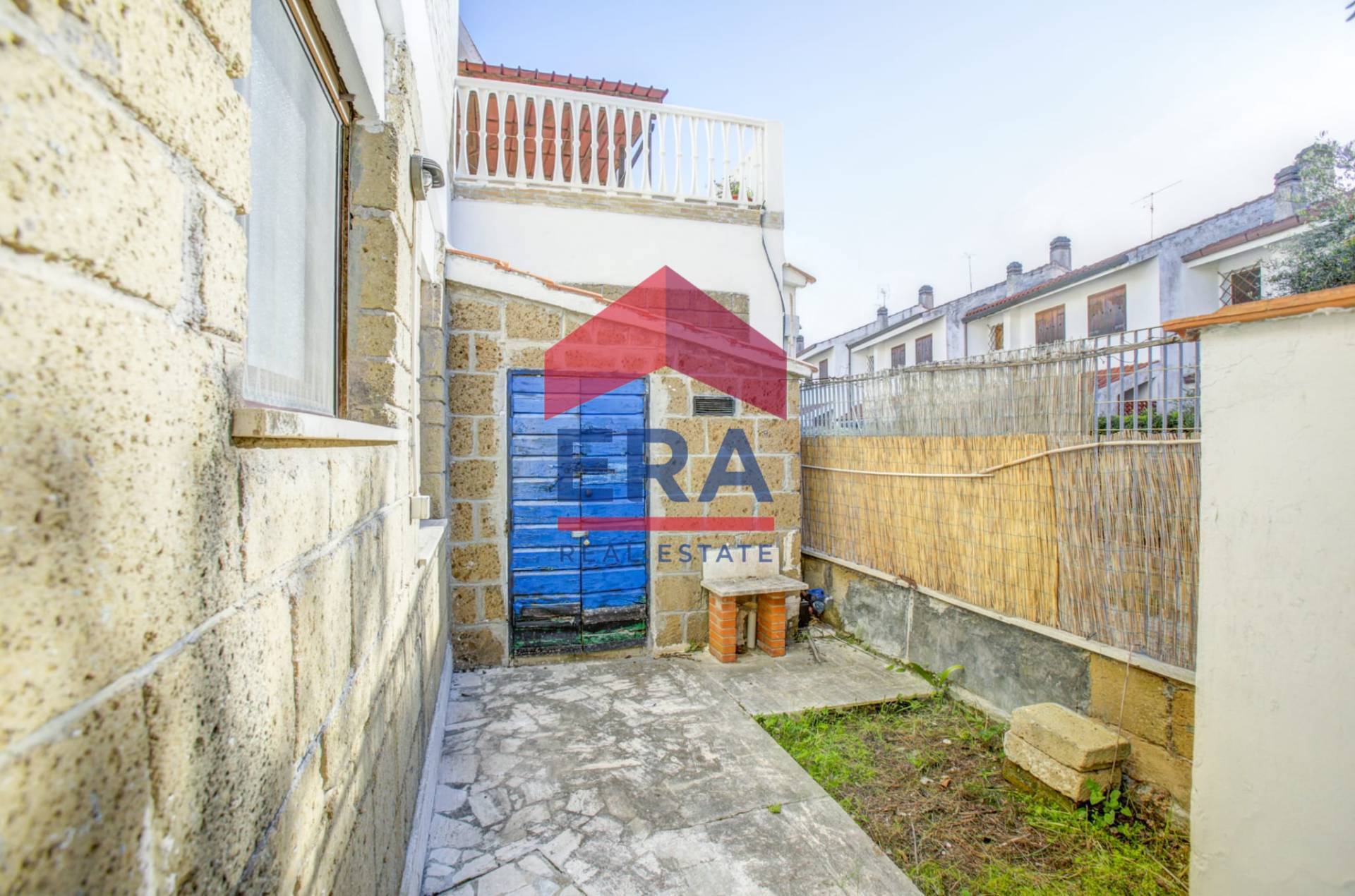 Porzione di villa in vendita a Ardea, Tor San Lorenzo Mare