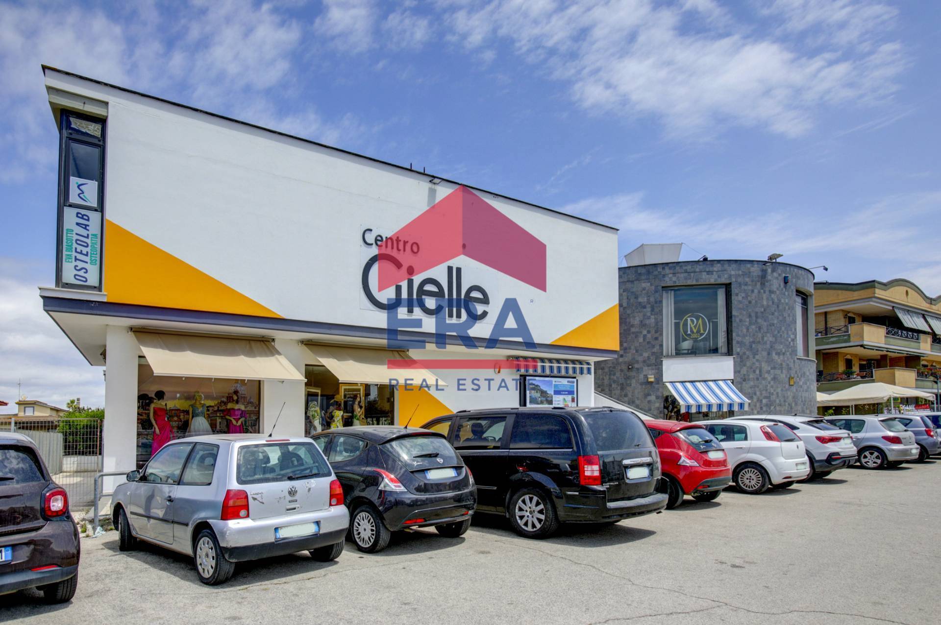 Negozio in vendita a Ardea, Tor San Lorenzo