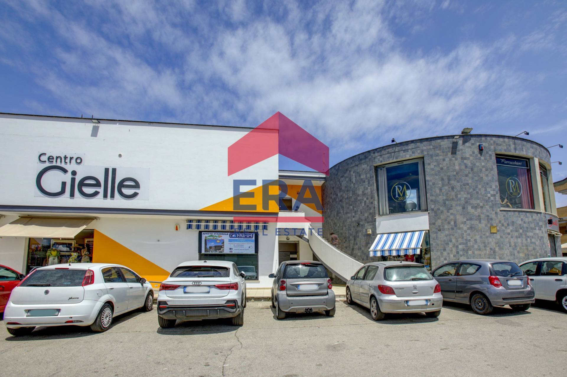 Negozio in vendita a Ardea, Tor San Lorenzo