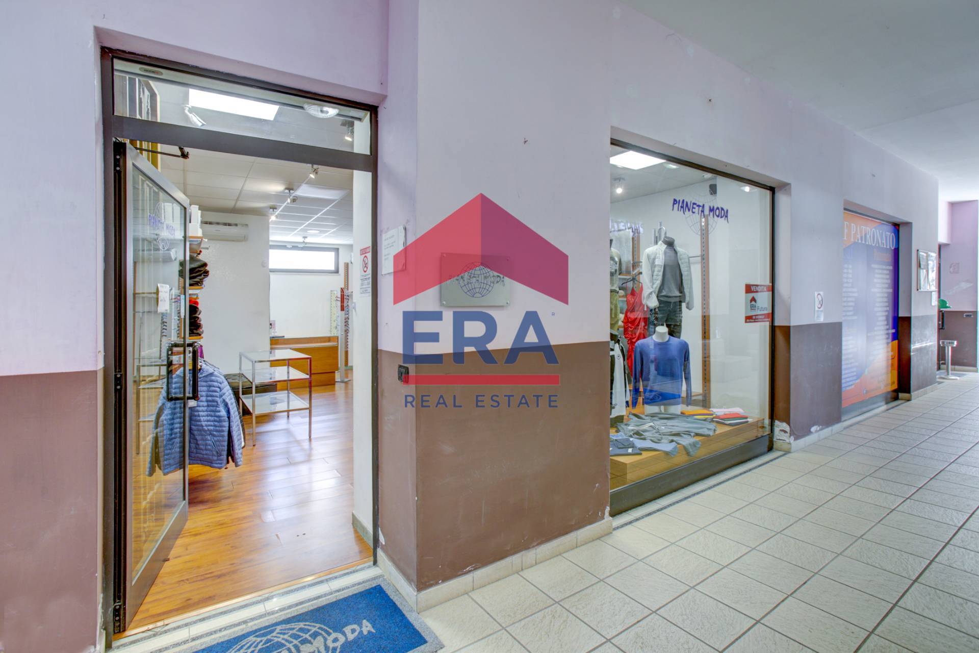 Negozio in vendita a Ardea, Tor San Lorenzo