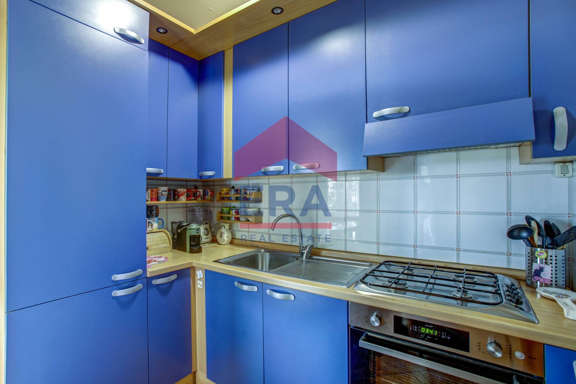 Attico/Mansarda in vendita a Pomezia, Centro