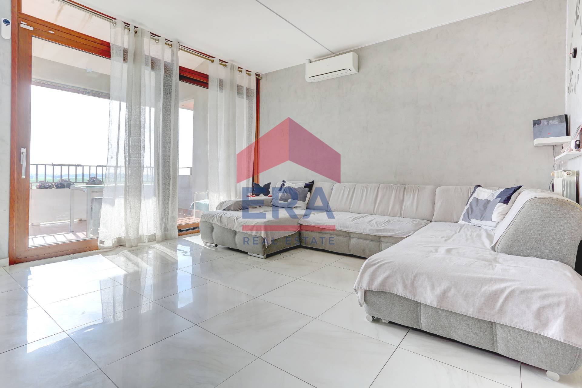 Appartamento in vendita a Pomezia, S. Palomba