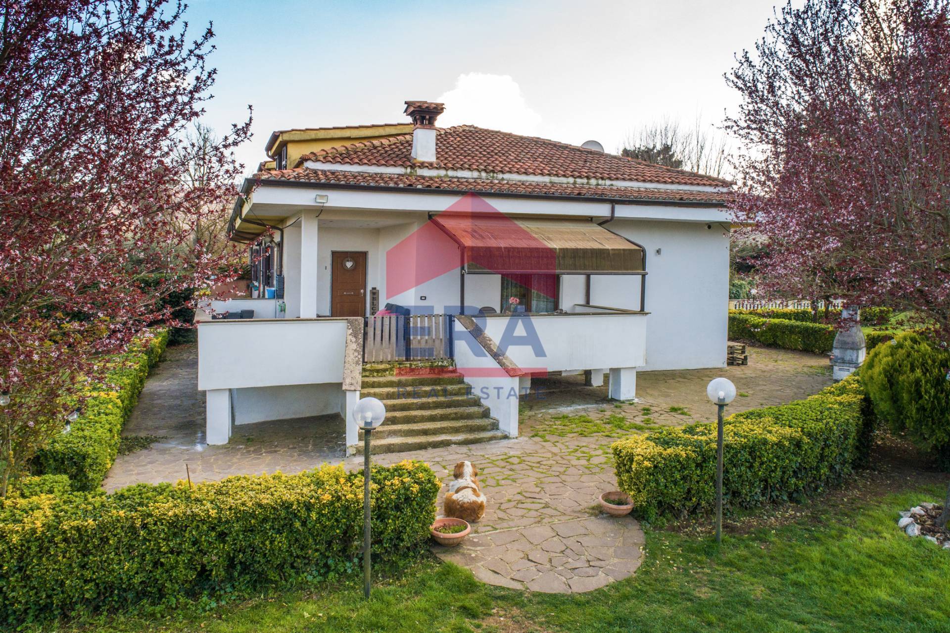 Villa bifamiliare in vendita a Rocca Priora