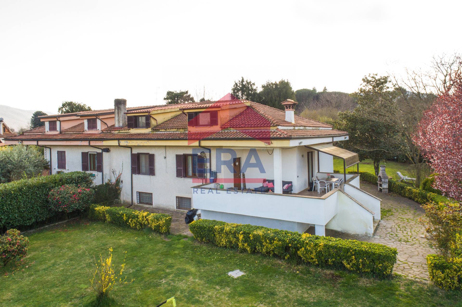 Villa bifamiliare in vendita a Rocca Priora