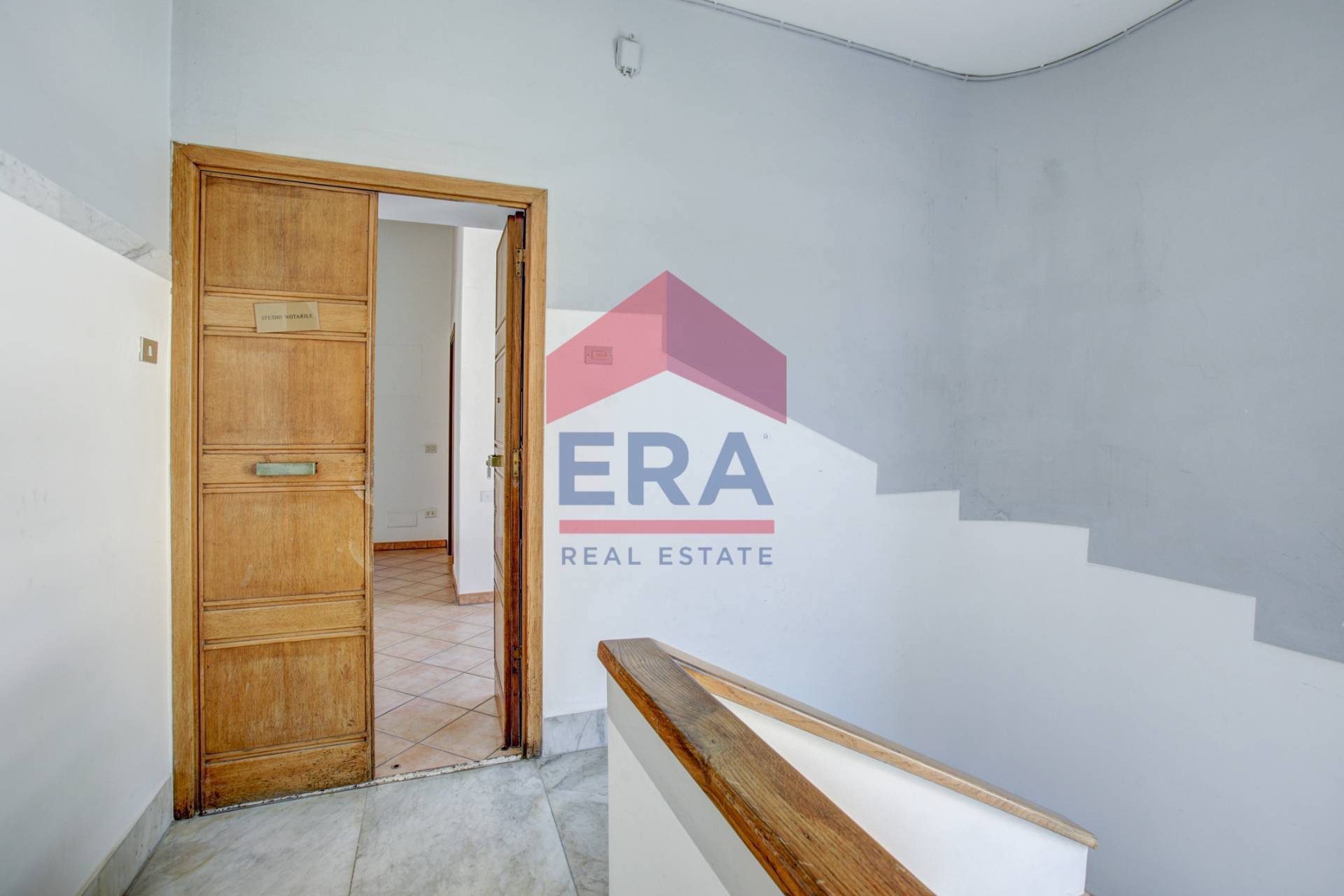 Appartamento in vendita a Pomezia, Centro