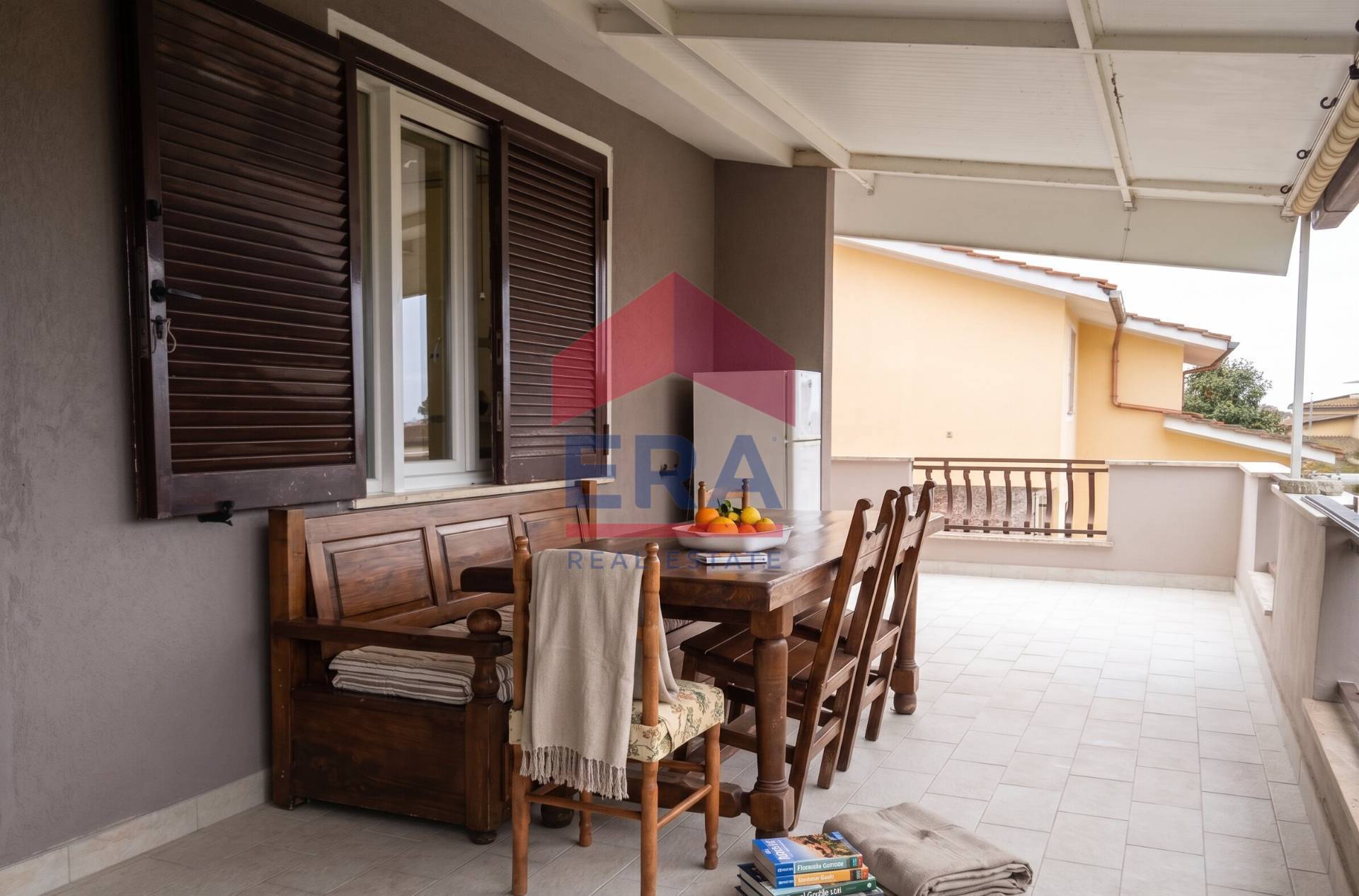 Porzione di villa in vendita a Ardea, Nuova Florida