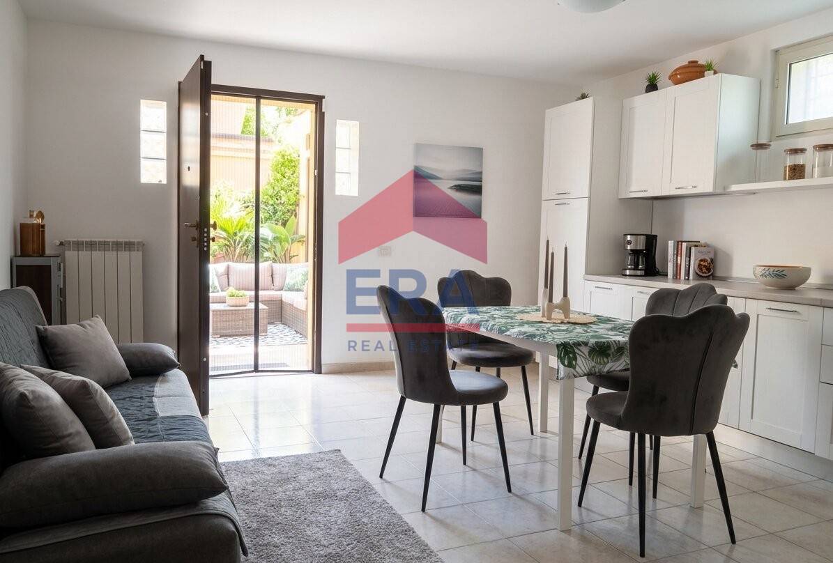 Appartamento in vendita a Pomezia, Castagnetta