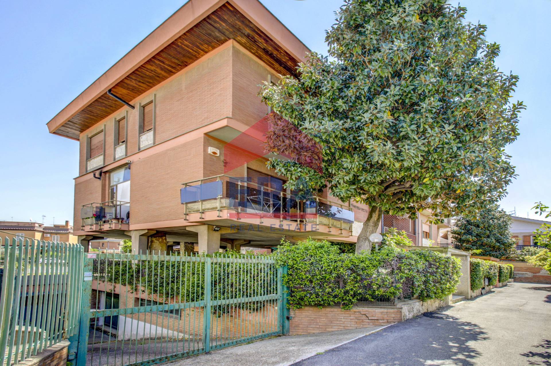 Villa bifamiliare in vendita a Roma, Acilia