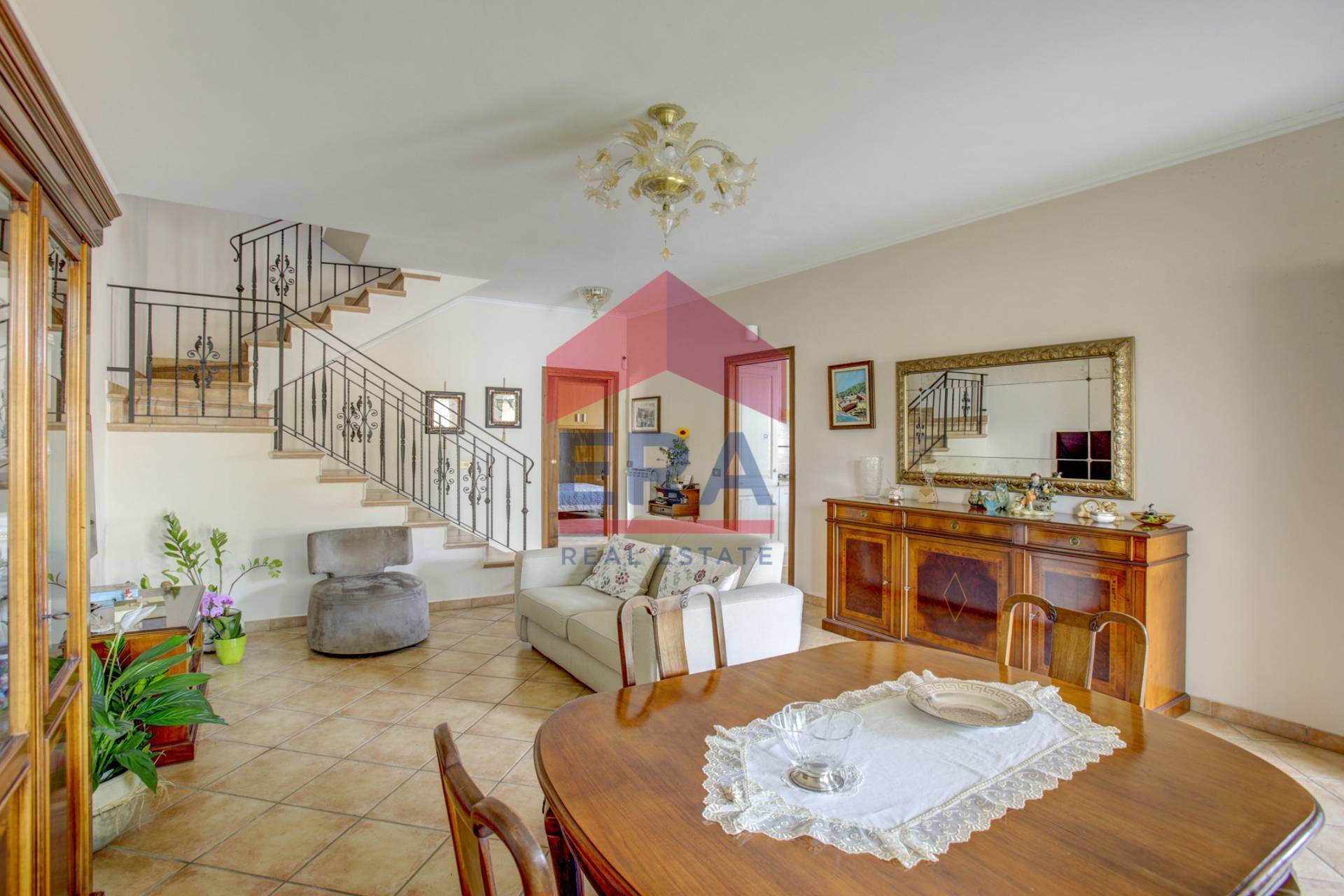 Villa singola in vendita a Pomezia, Colli Di Enea Sedici Pini