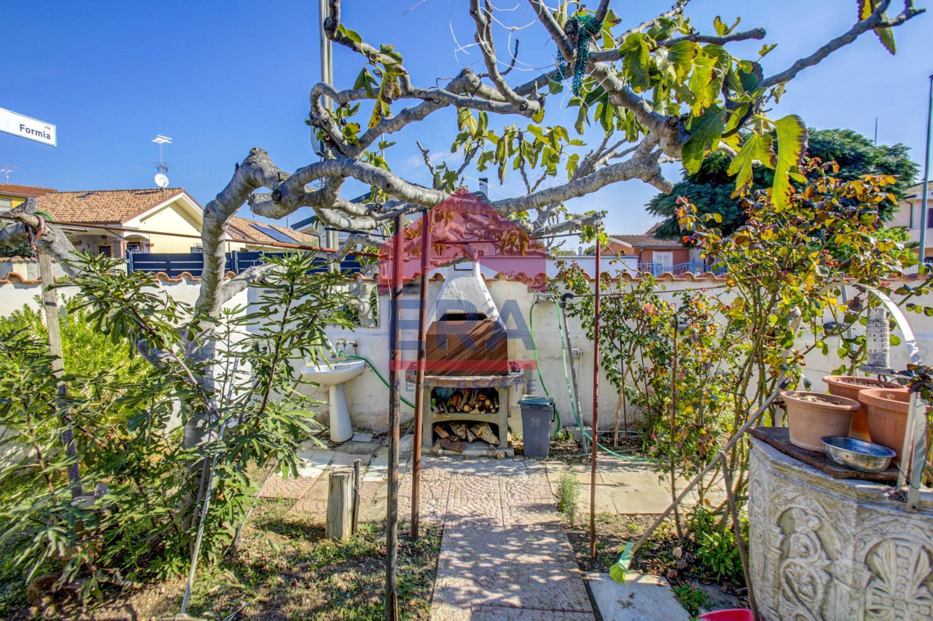 Villa bifamiliare in vendita a Ardea, Nuova Florida