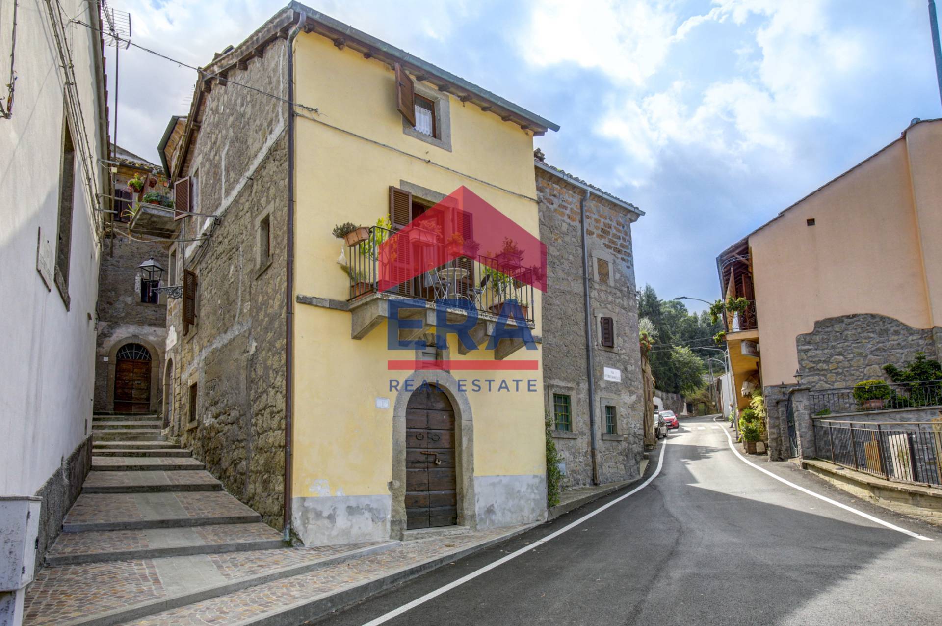 Casa Indipendente in vendita a Soriano nel Cimino