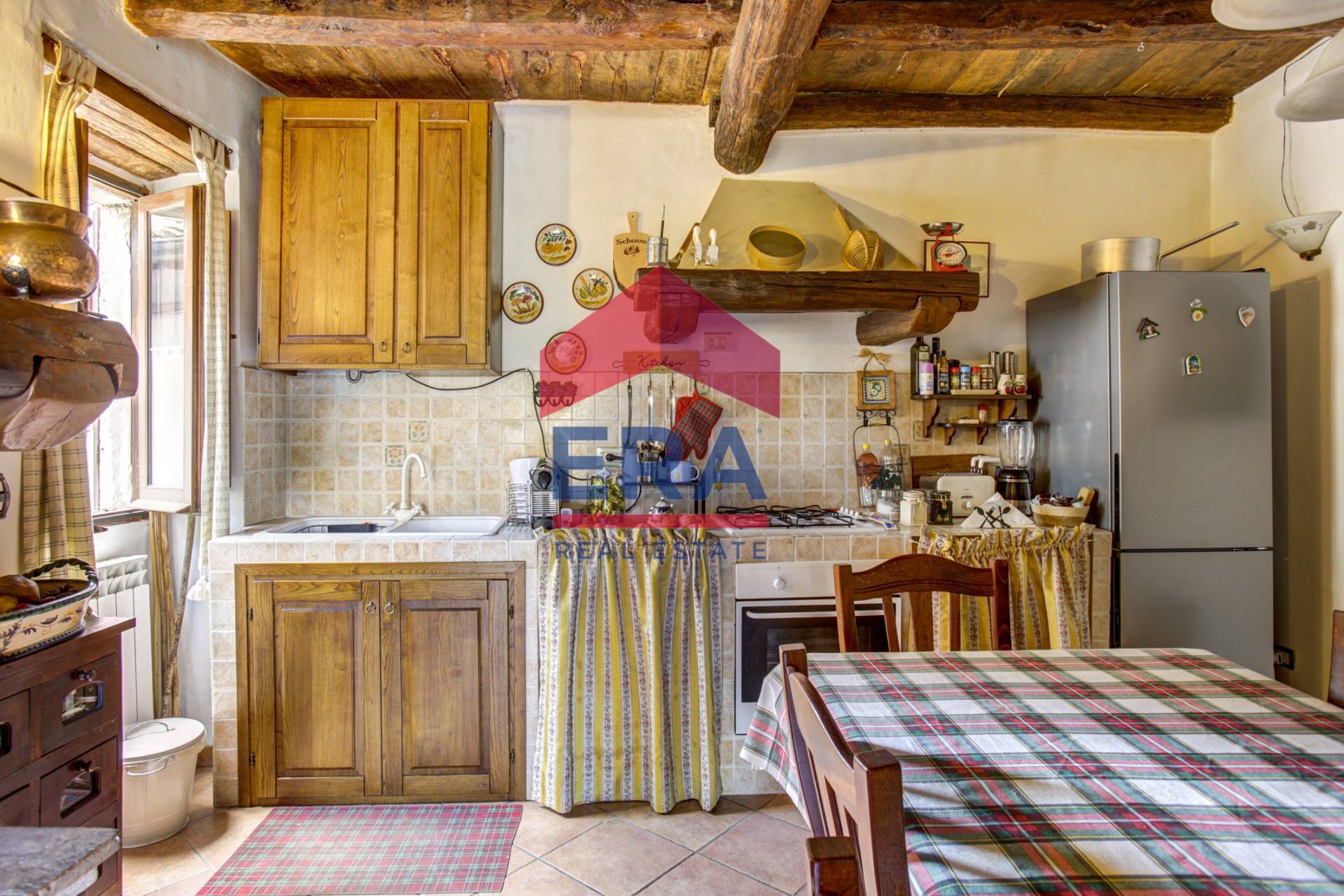 Casa Indipendente in vendita a Soriano nel Cimino