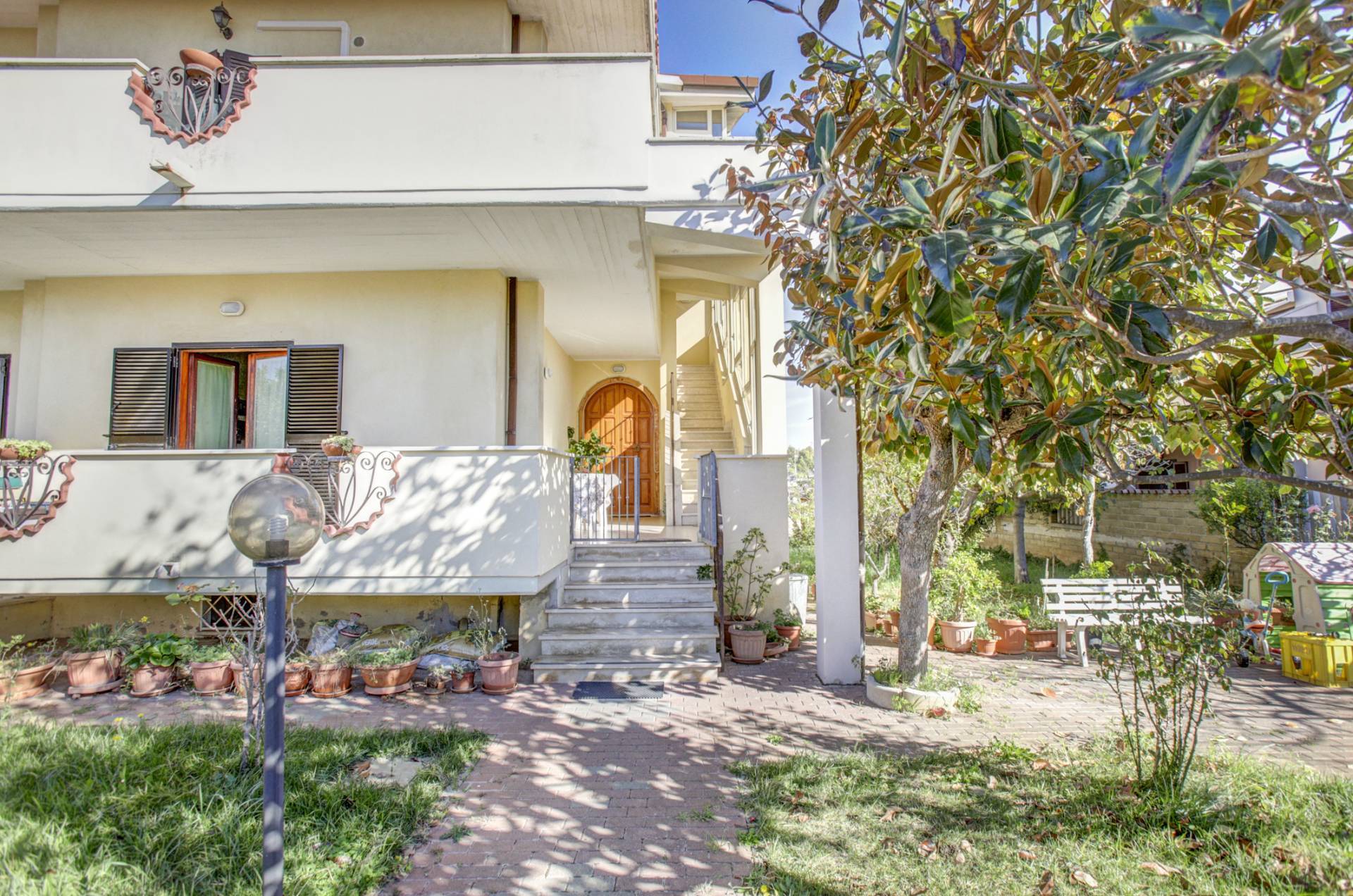 Appartamento in vendita a Ladispoli