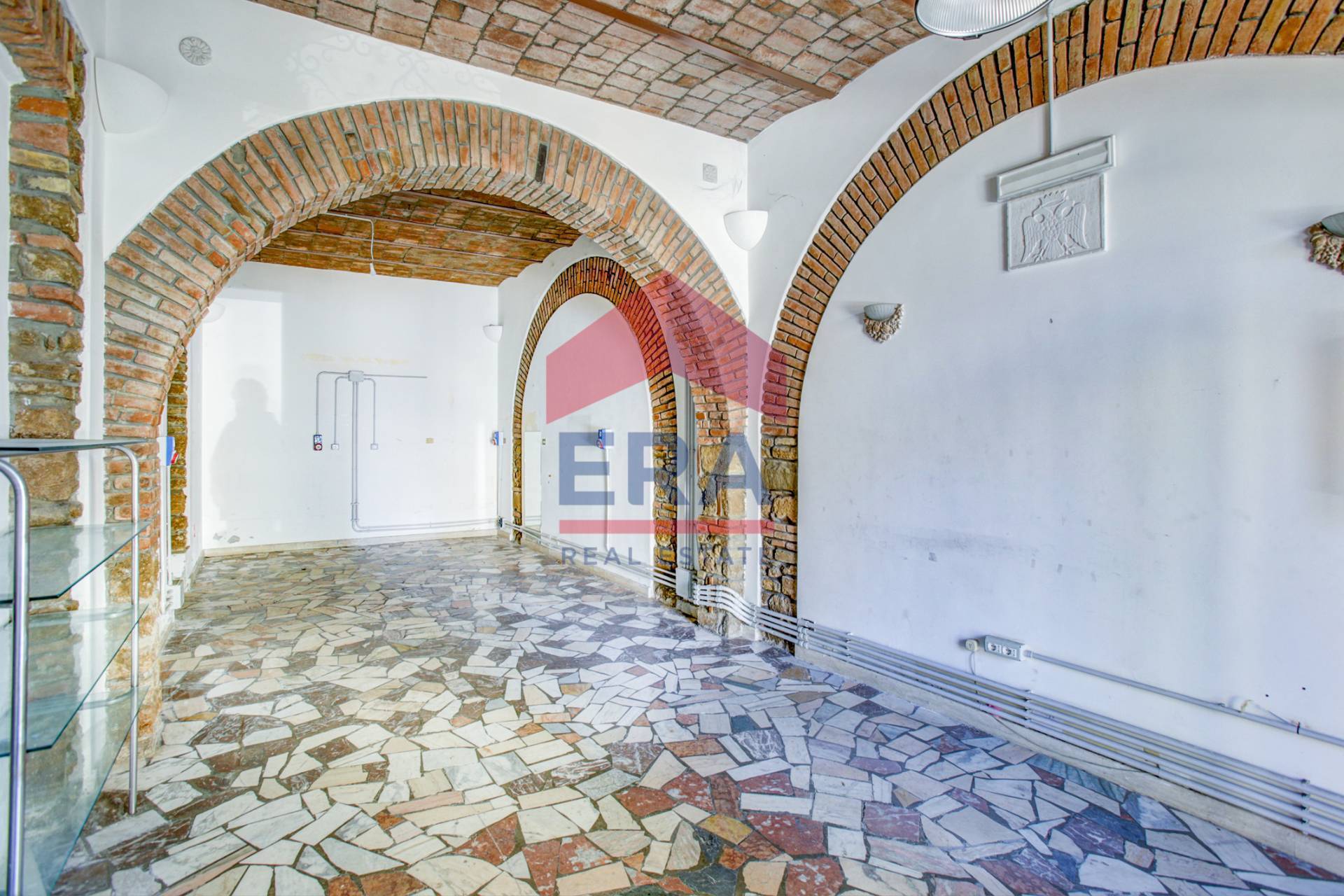 Locale Commerciale in affitto a Civitavecchia