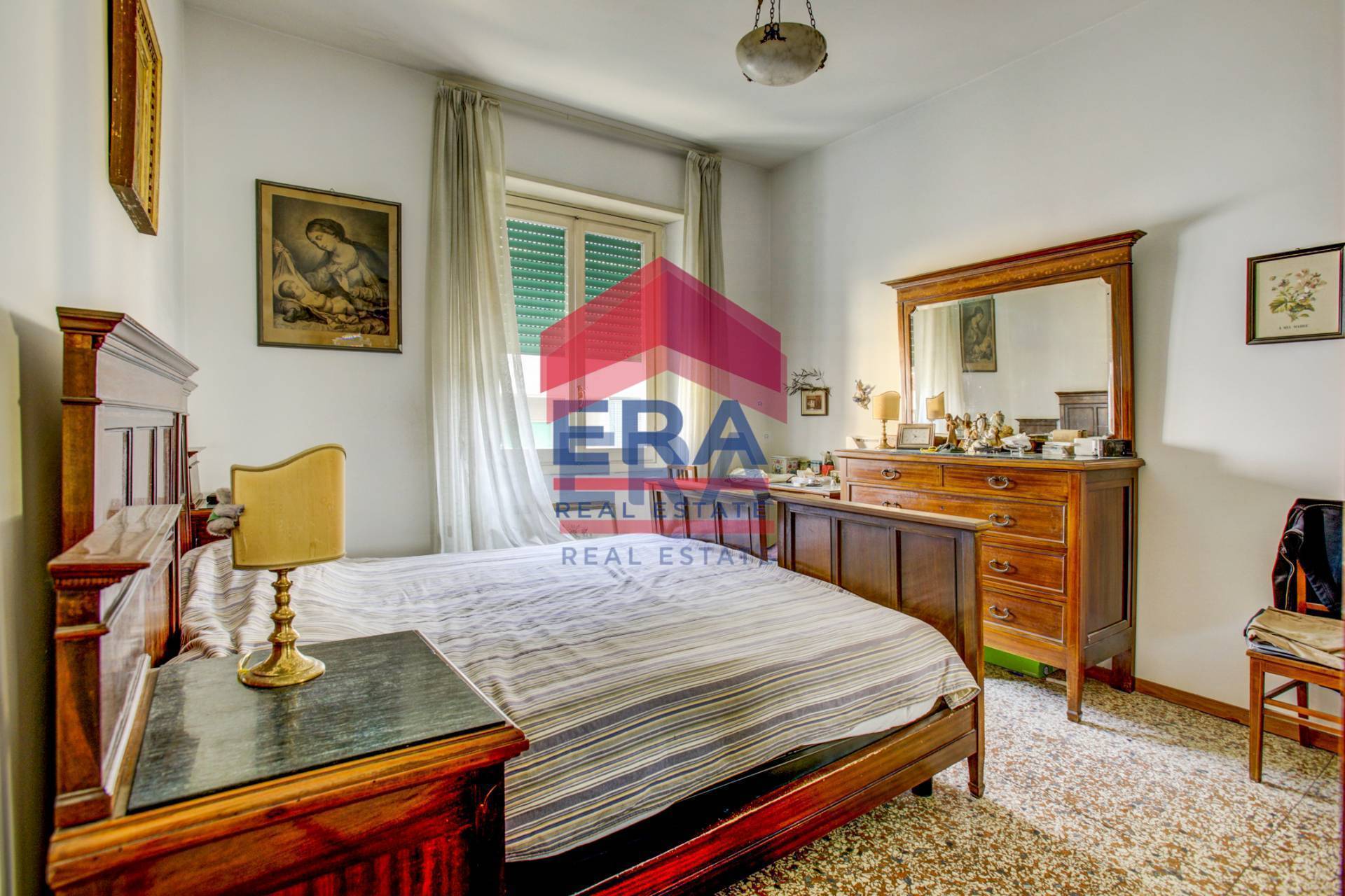 Appartamento in vendita a Roma, Bologna