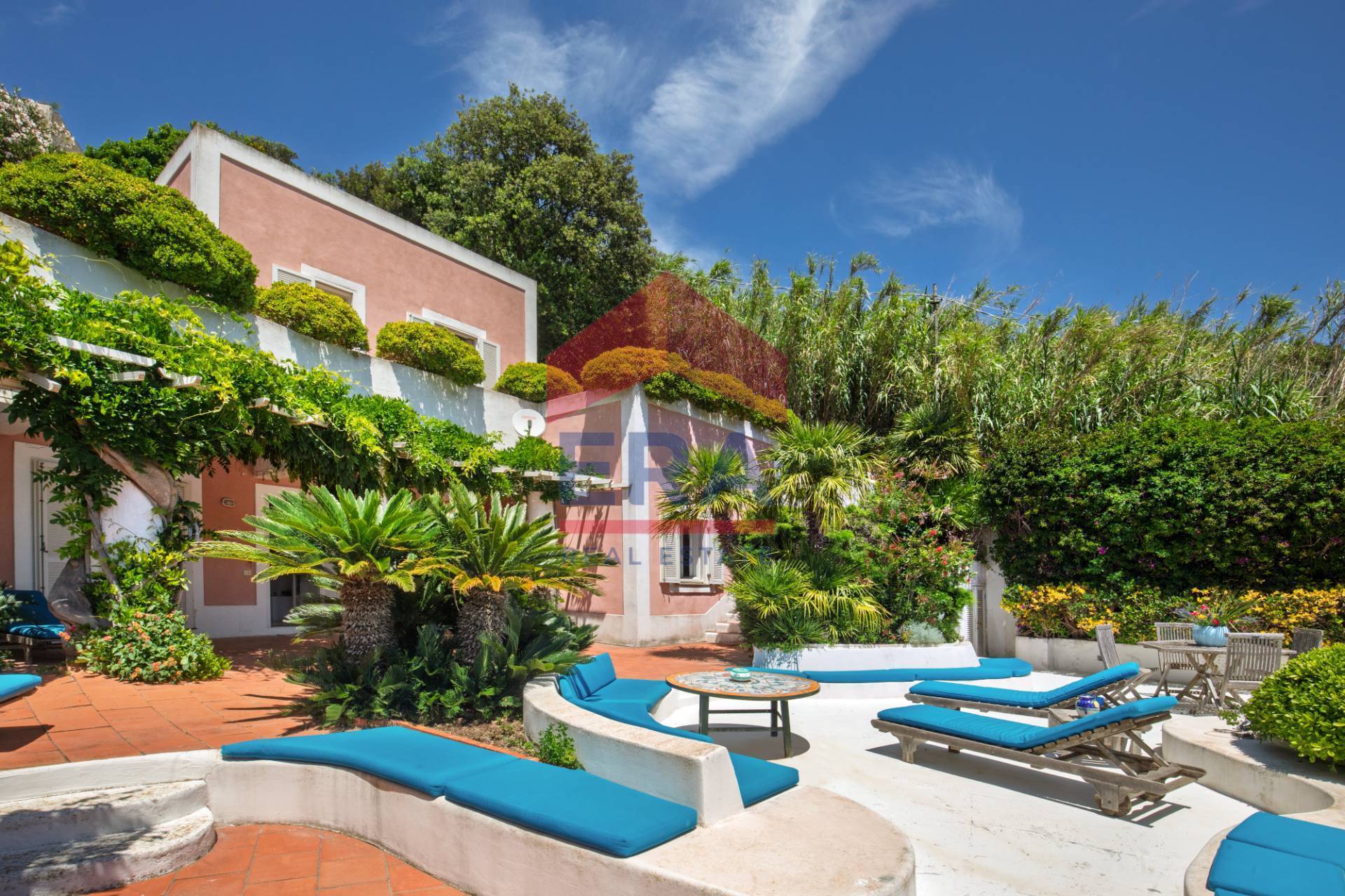 Villa in vendita a Ponza