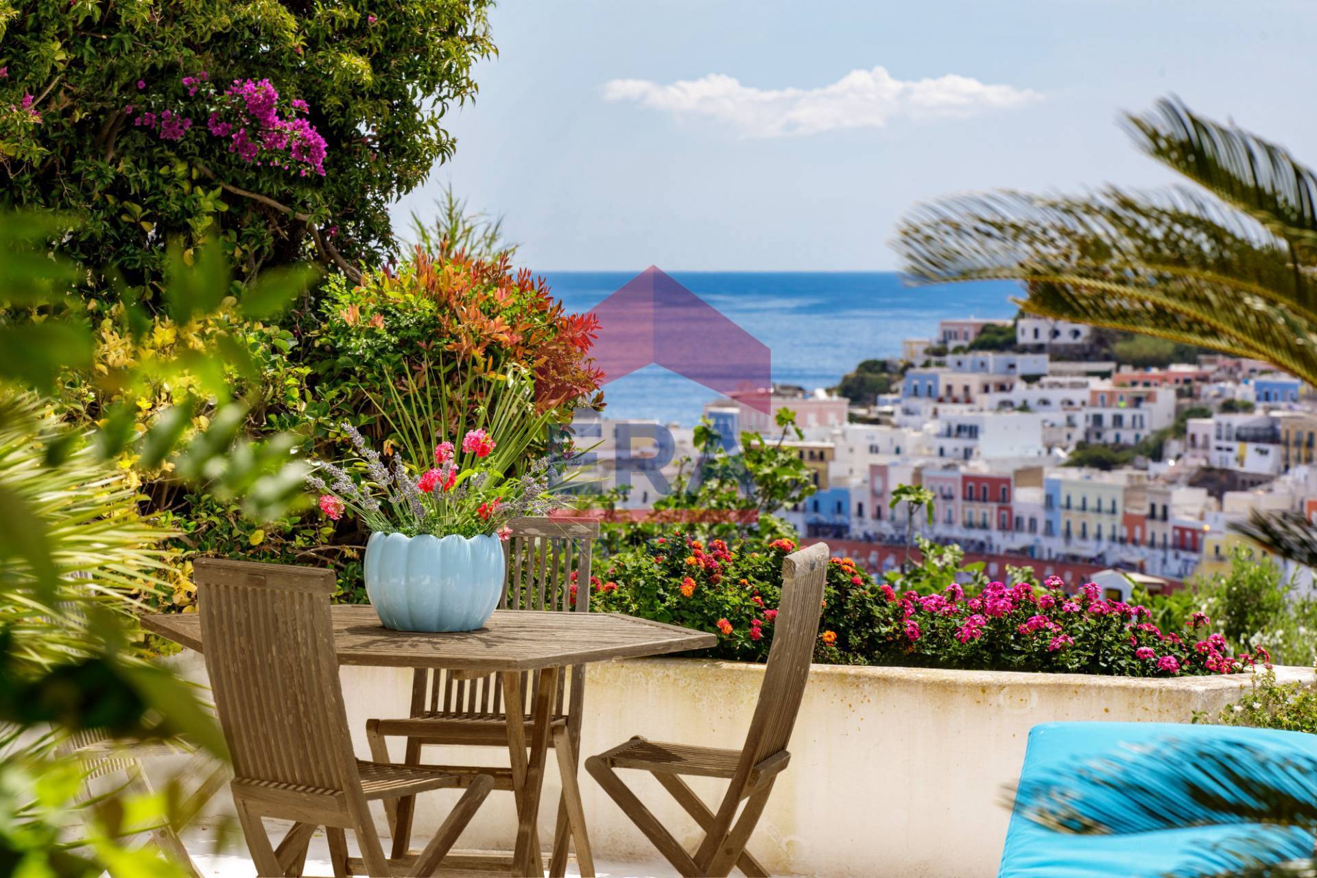 Villa in vendita a Ponza