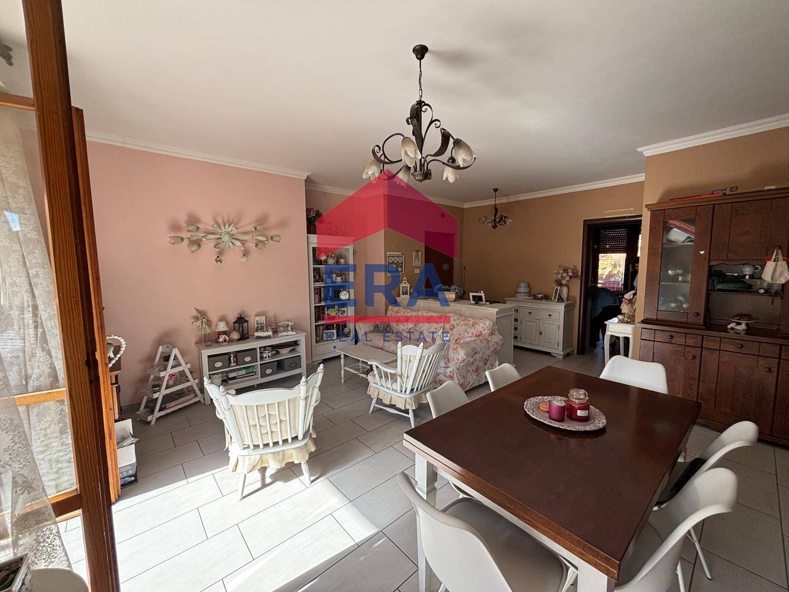 Appartamento in vendita a Roma, Ardeatino