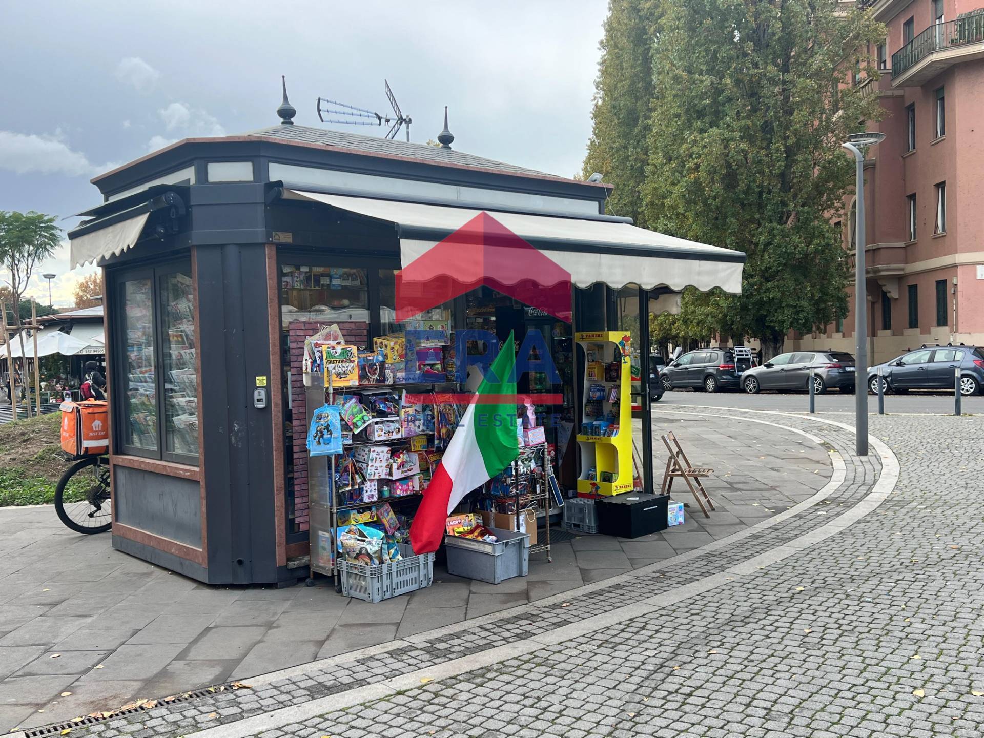 Locale Commerciale in vendita a Roma, Prati