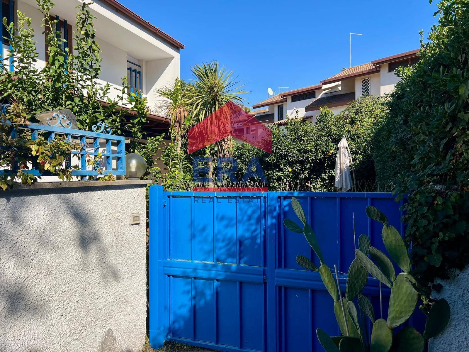 Villa in vendita a Fiumicino, Fregene