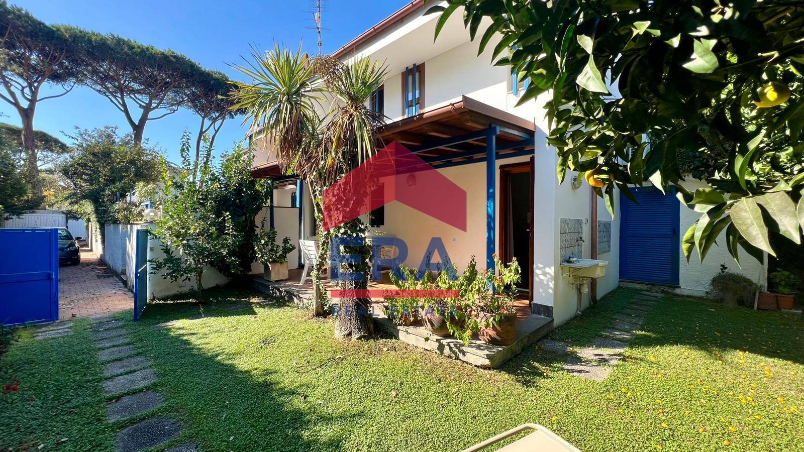 Villa in vendita a Fiumicino, Fregene