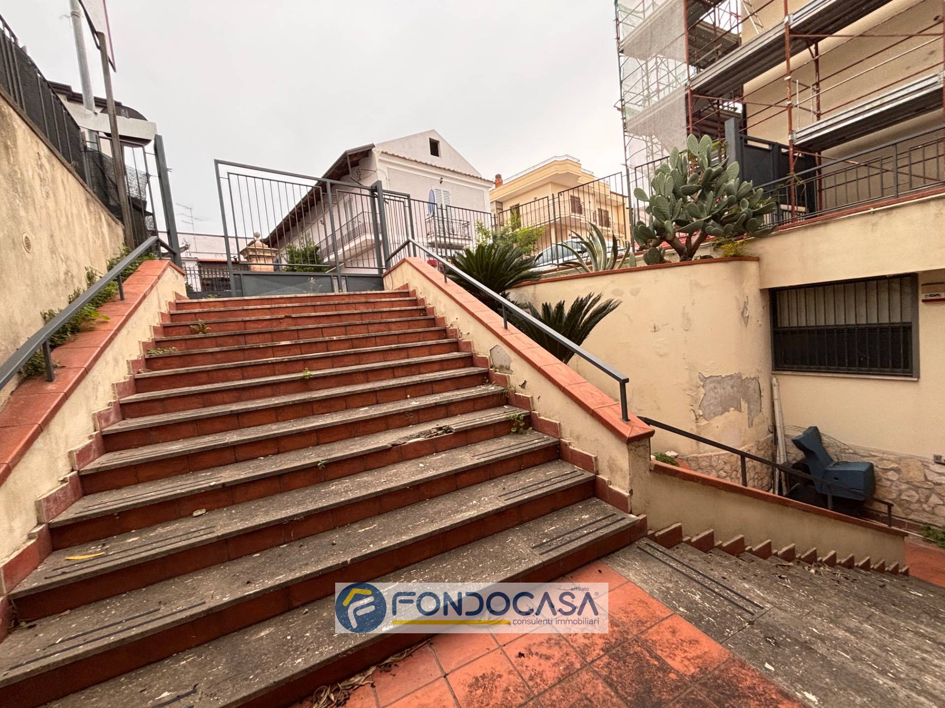 Magazzino in affitto a Aversa