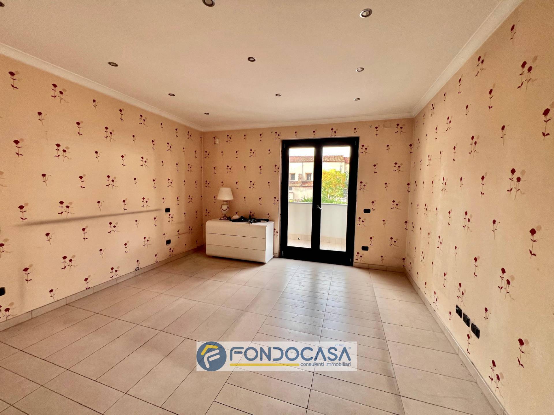 Villa in vendita a Giugliano in Campania